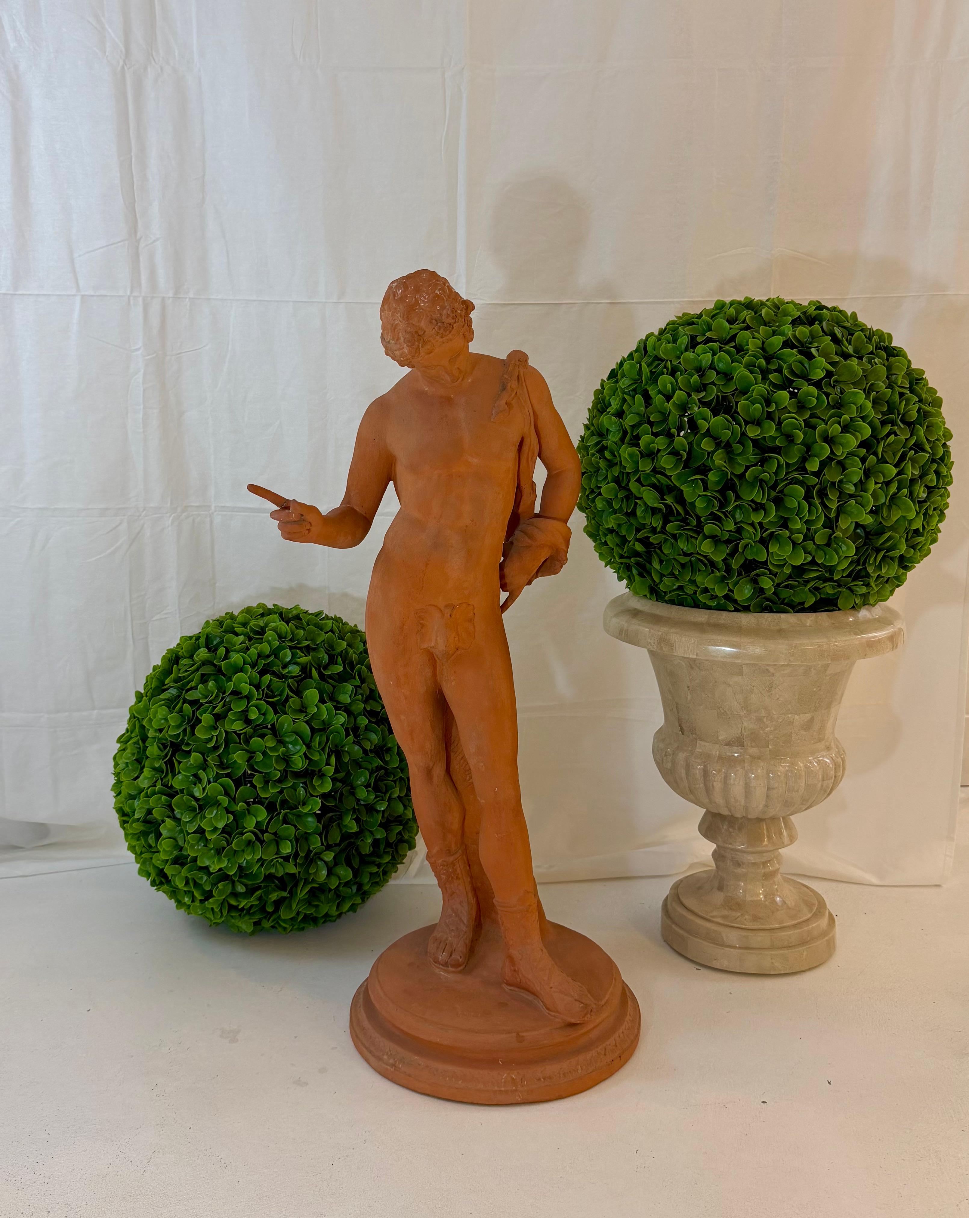 Figura maschile classica in terracotta italiana, 1900 circa in vendita 9