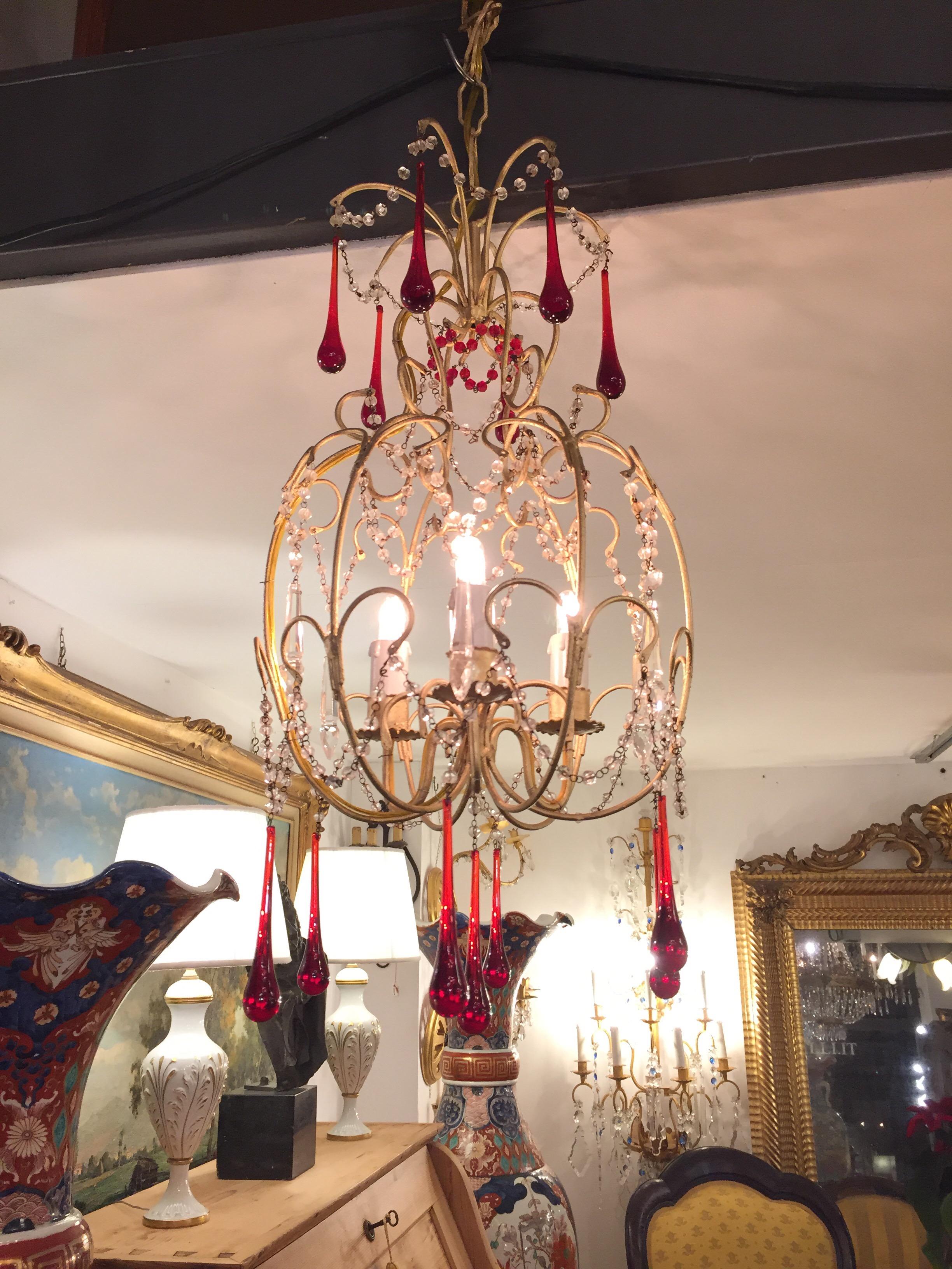 Italian Crystal Chandelier Red Glass Drops Gilt Brass Cage 1970s 4
