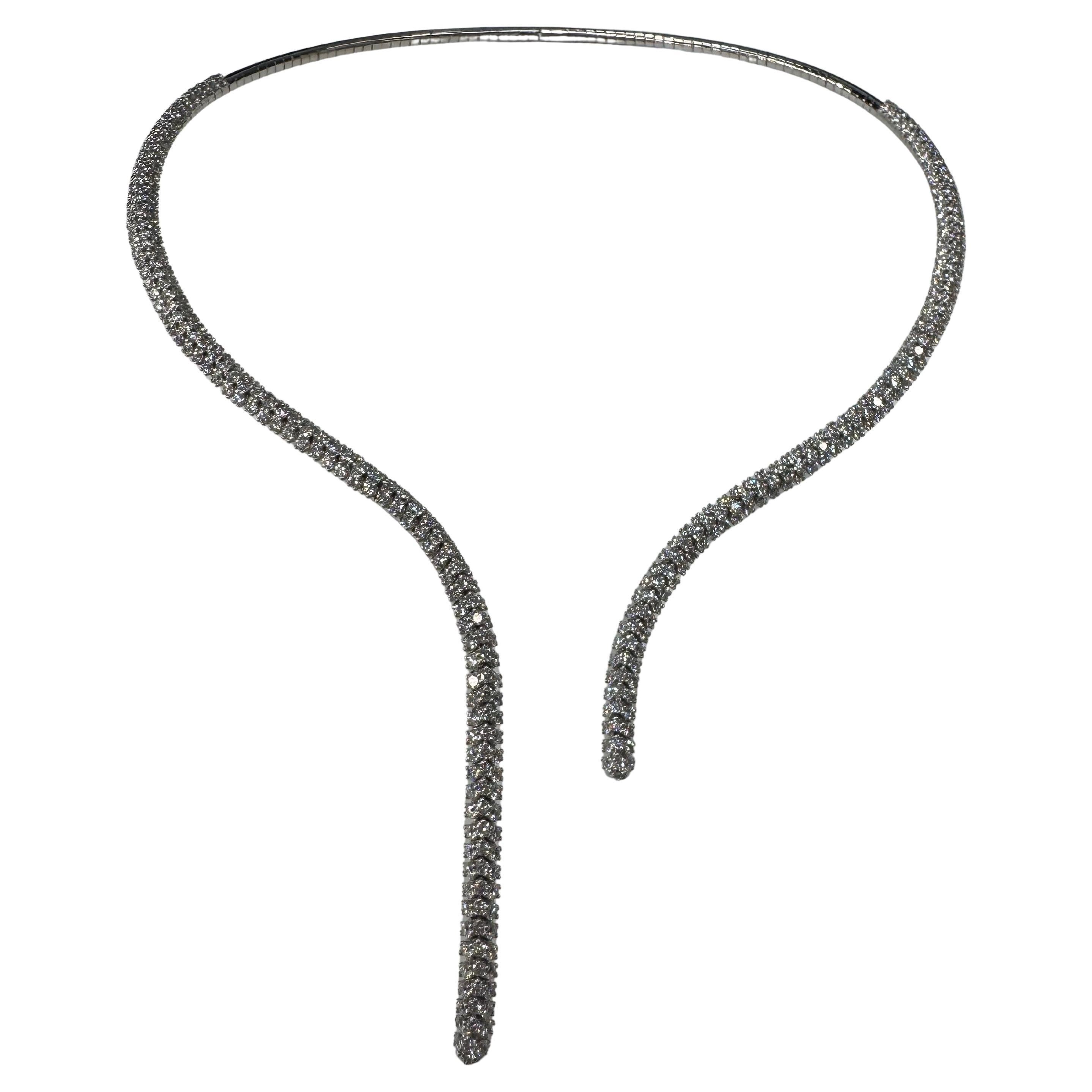 Women's Italian Three Row Split Drop Necklace 9.68 Carats F-G VS2 18 Karat White Gold For Sale