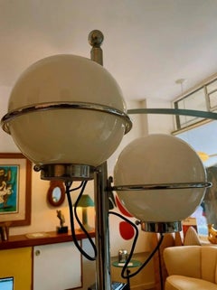 Italian Three-Shade Floor Lamp in The Manner of Gino Sarfatti