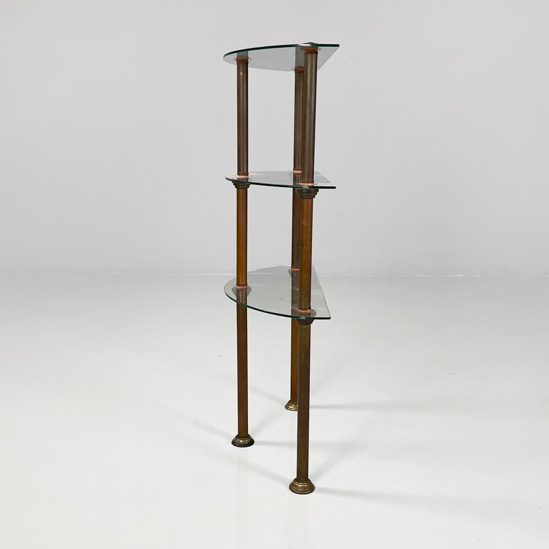 Italian three-shelf console table in metal and glass, 1920s In condizioni discrete in vendita a MIlano, IT
