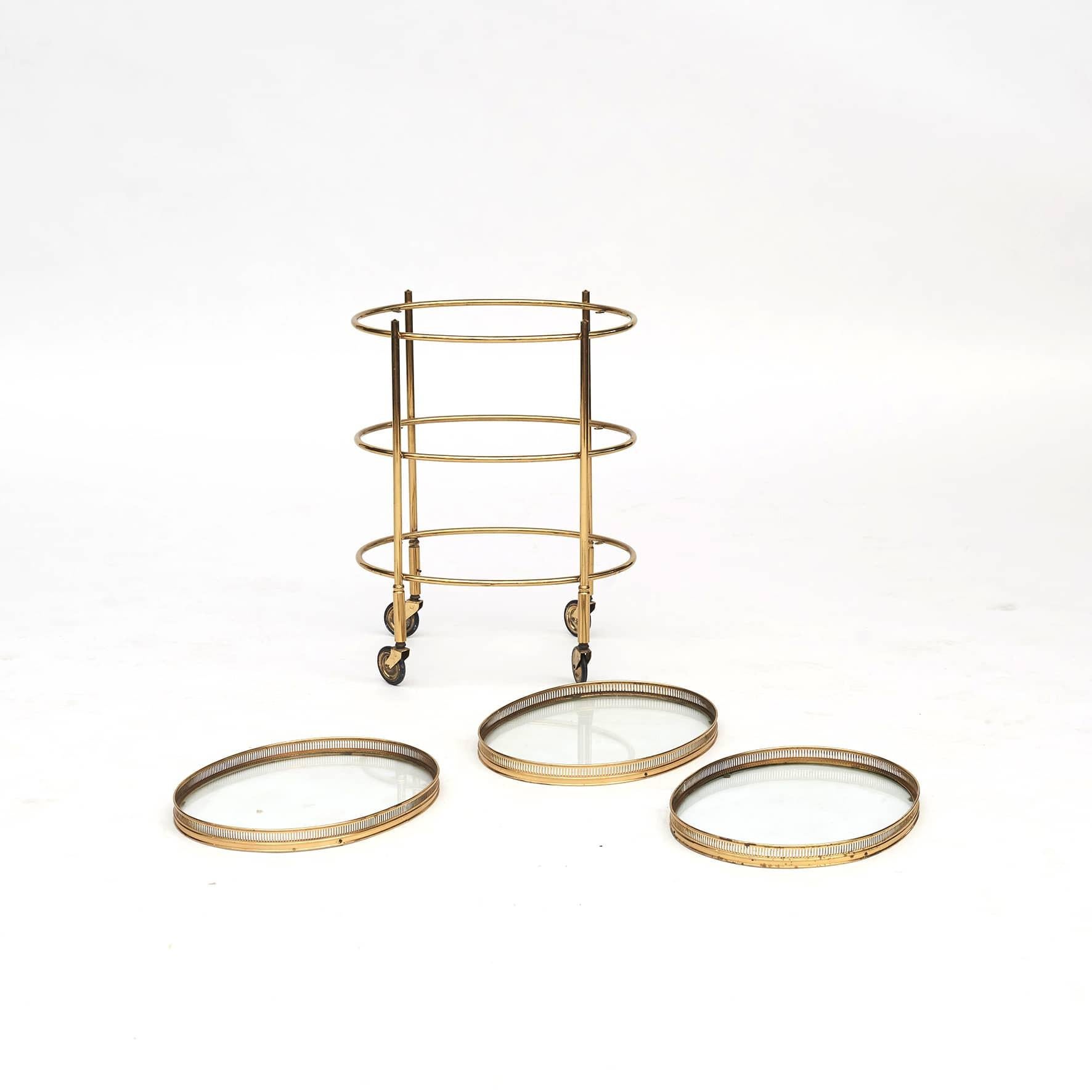 Modern Vintage Italian Three Tier Étagère In Brass And Glass