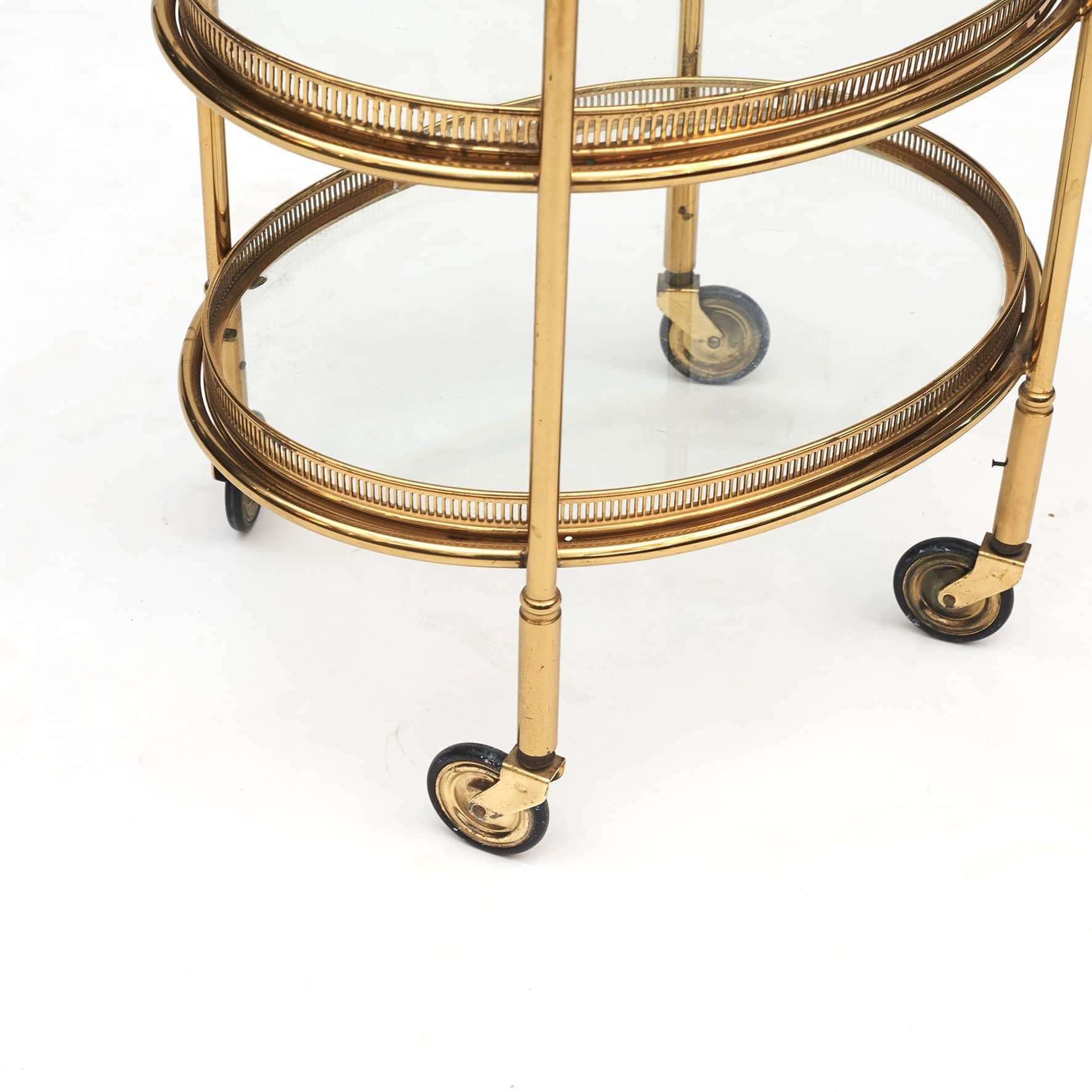 Vintage Italian Three Tier Étagère In Brass And Glass In Good Condition In Kastrup, DK