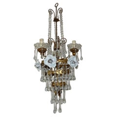 Lampadario italiano a gocce di Murano con rose bianche, 1930 ca.