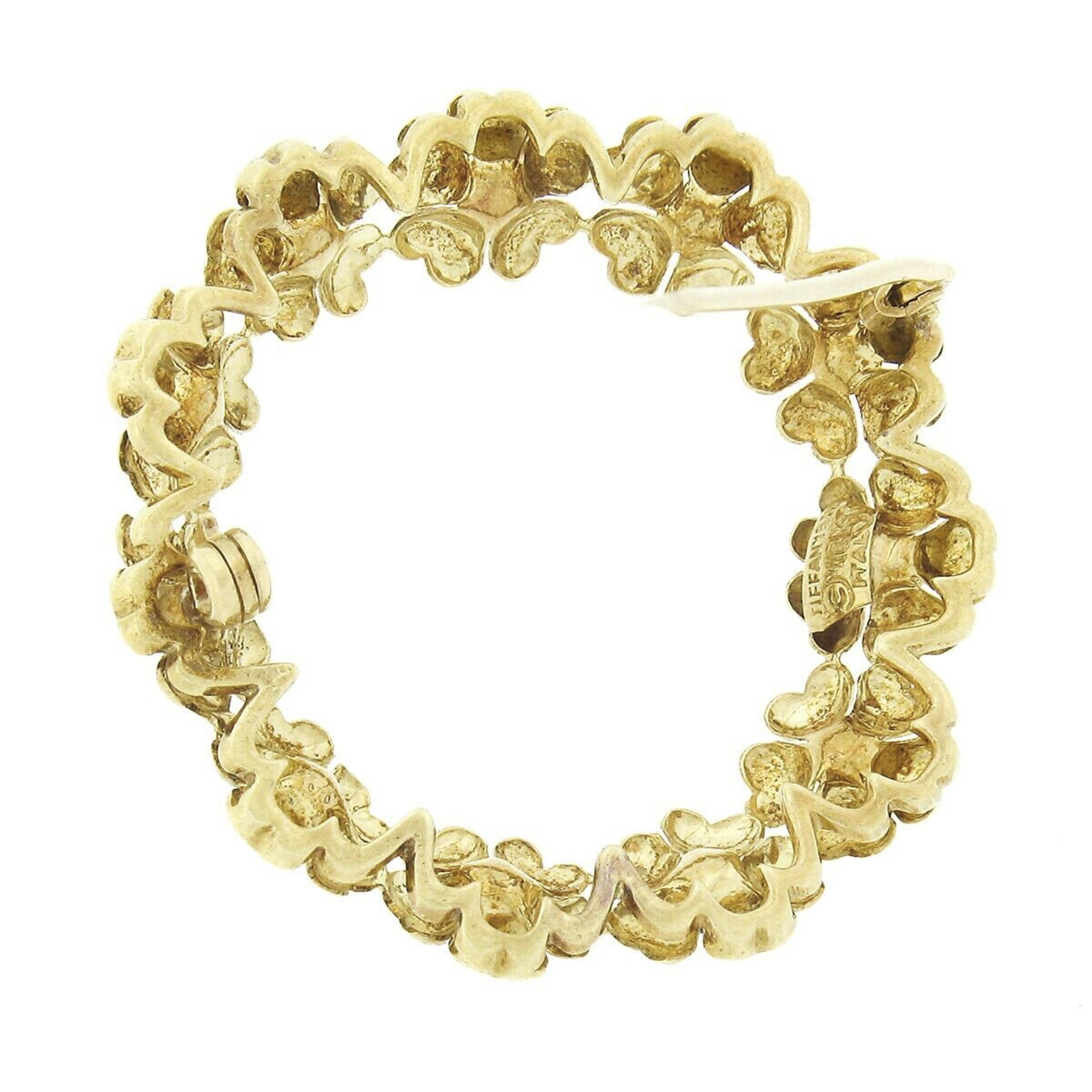 Women's or Men's Italian Tiffany & Co. 18k Gold 0.60ct Sapphire Textured Flower Wreath Pin Brooch