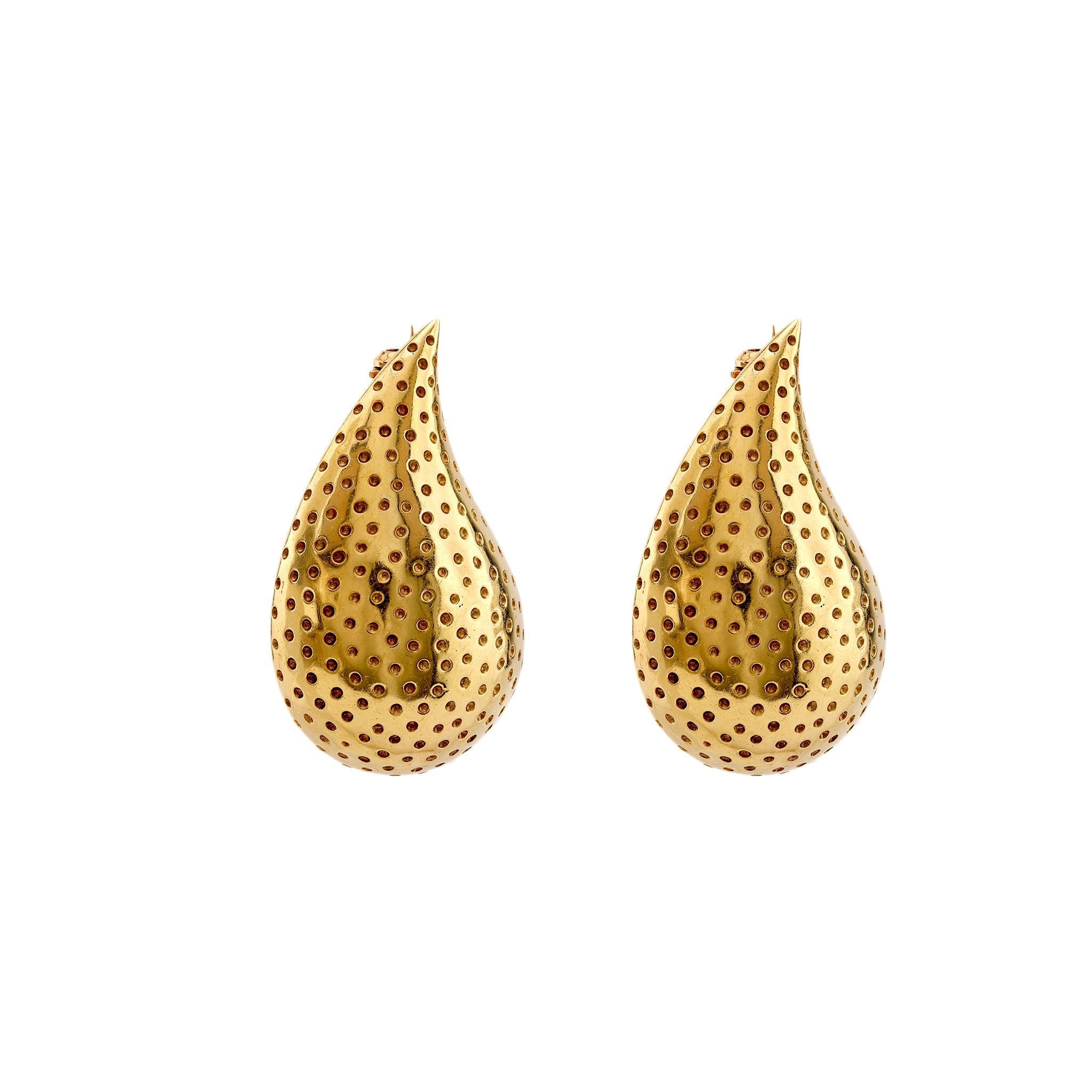 Italian Tiffany & Co 18K Yellow Gold Teardrop Brooches In Excellent Condition For Sale In Beverly Hills, CA