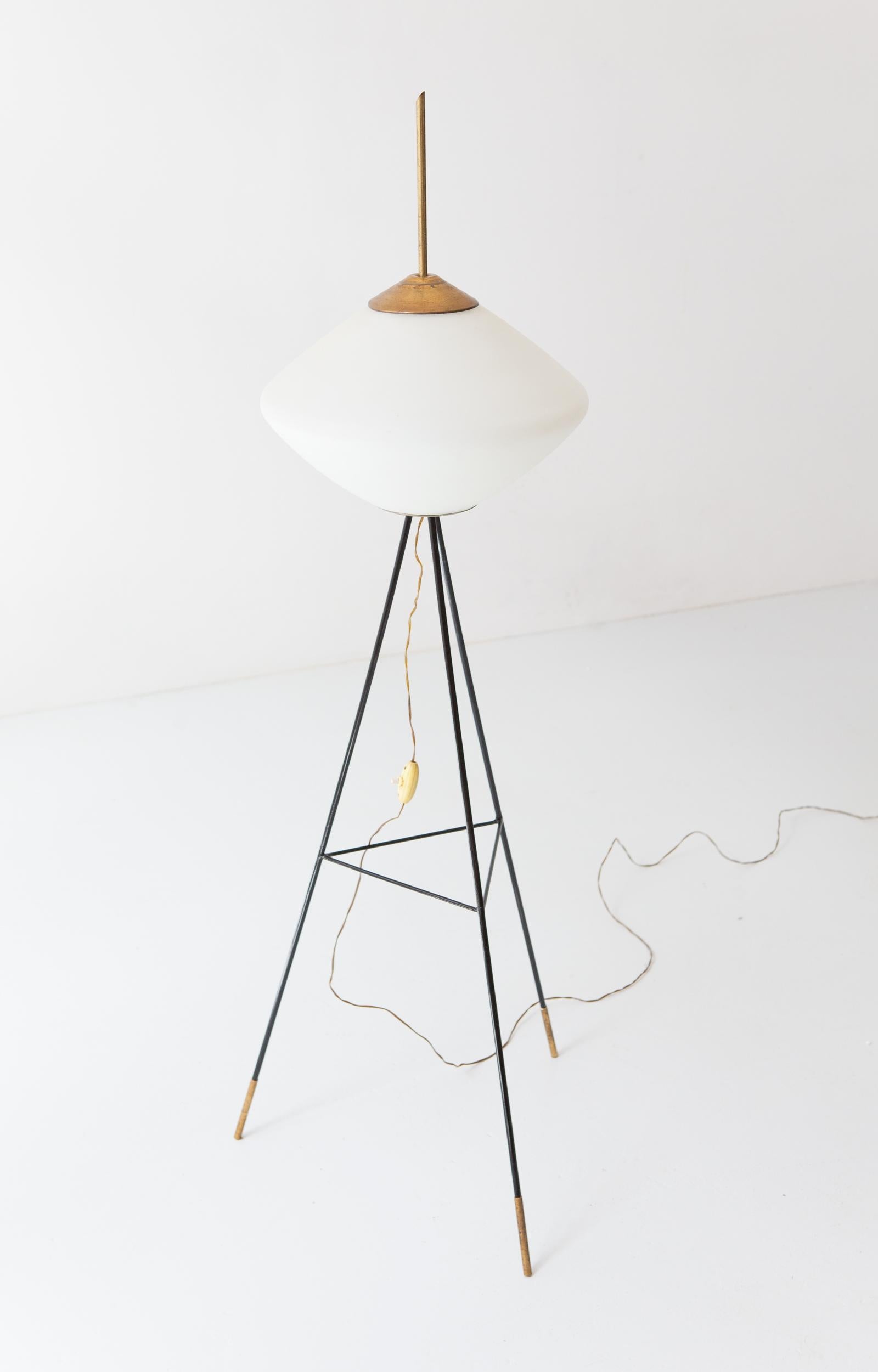 Italian Tripod Floor Lamp in Brass and Opaline Glass, 1950s In Good Condition In Rome, IT