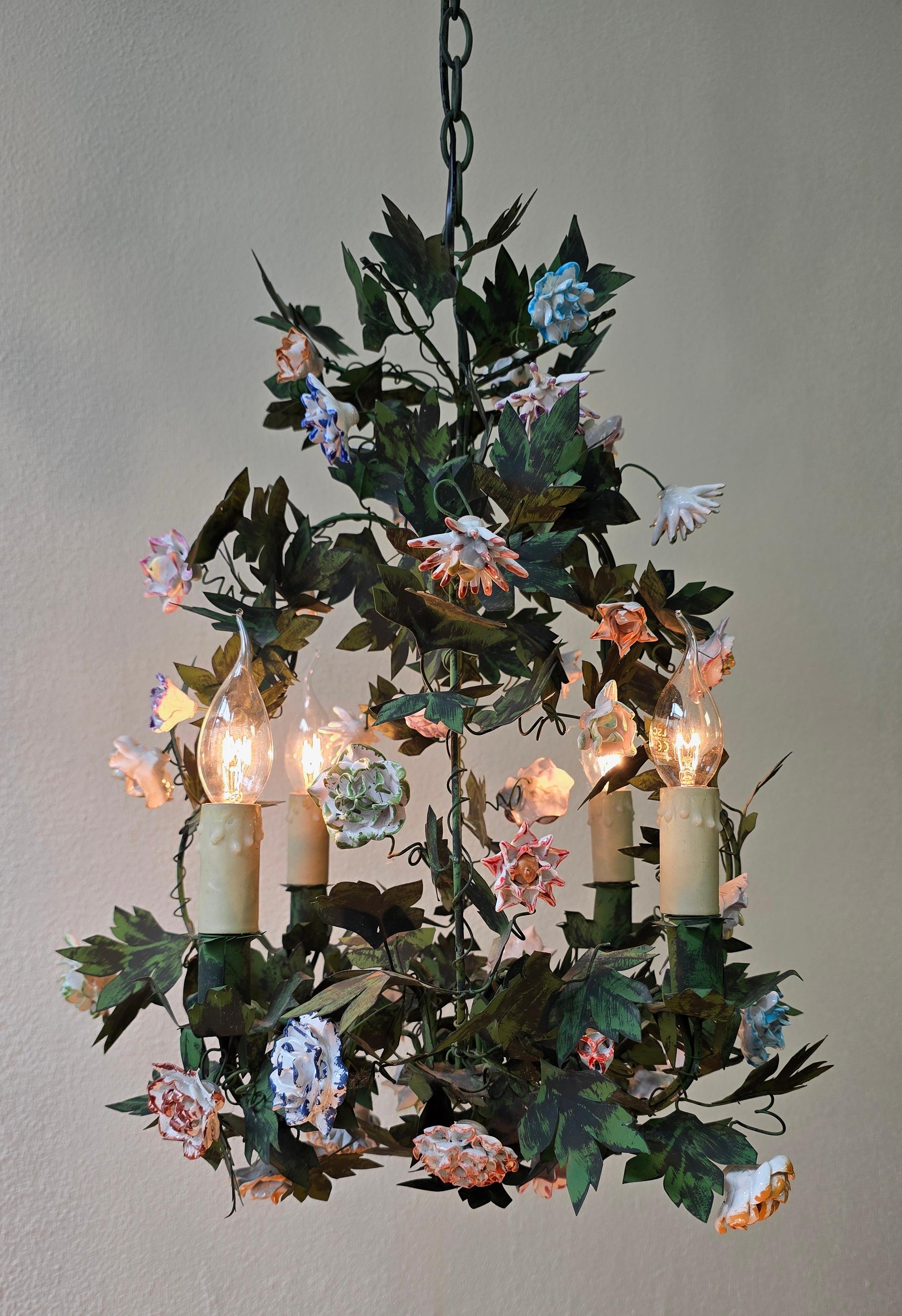 Italian Tole and Porcelain Flower Chandelier, Capodimonte Style For Sale 1