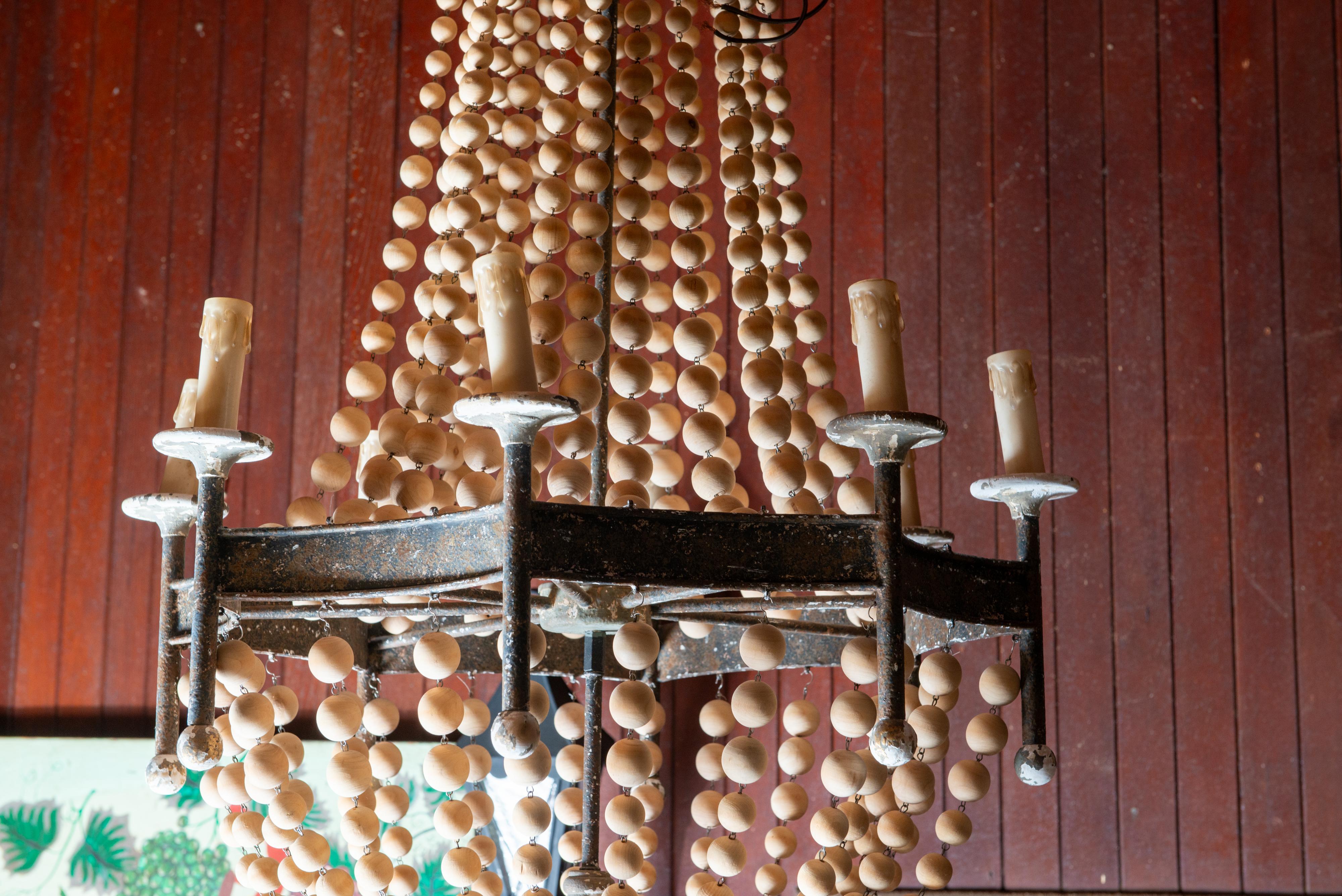 Mid-20th Century Italian Tole and Wood Bead Chandelier For Sale