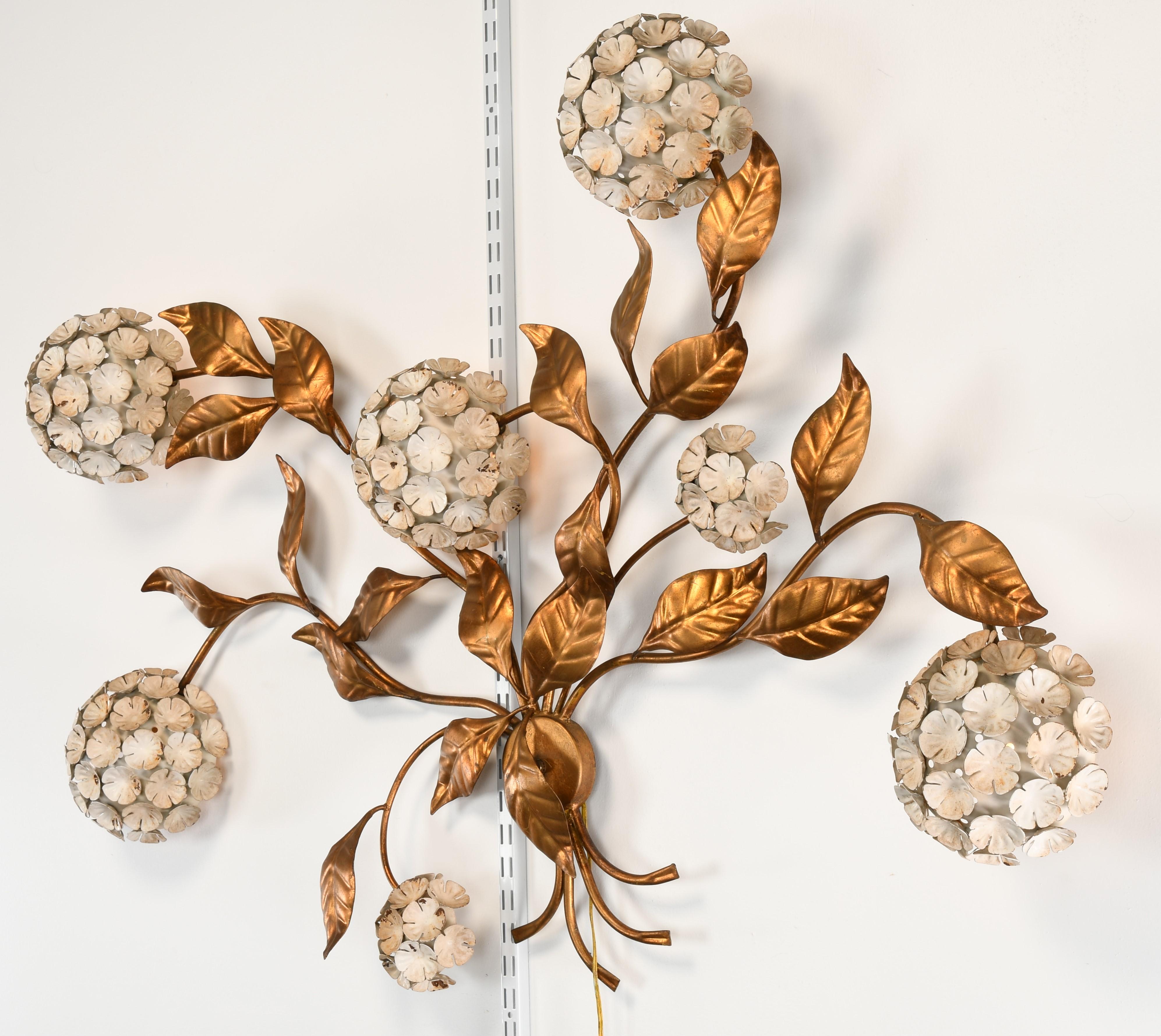 Italian Tole Hydrangea Wall Sculpture, 1950s In Good Condition In Hamburg, PA