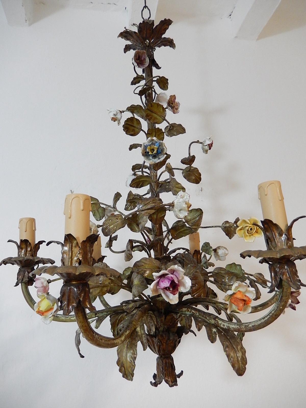 Italian Tole Polychrome Porcelain Roses and Flowers Chandelier, 1870 2
