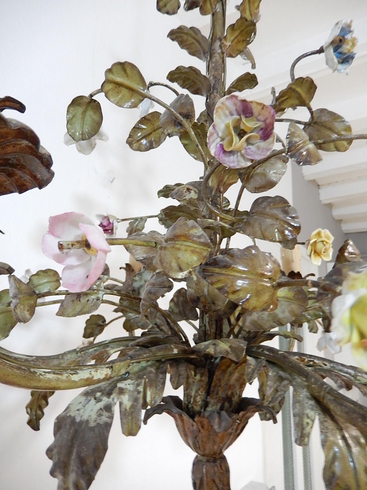 Italian Tole Polychrome Porcelain Roses and Flowers Chandelier, 1870 5