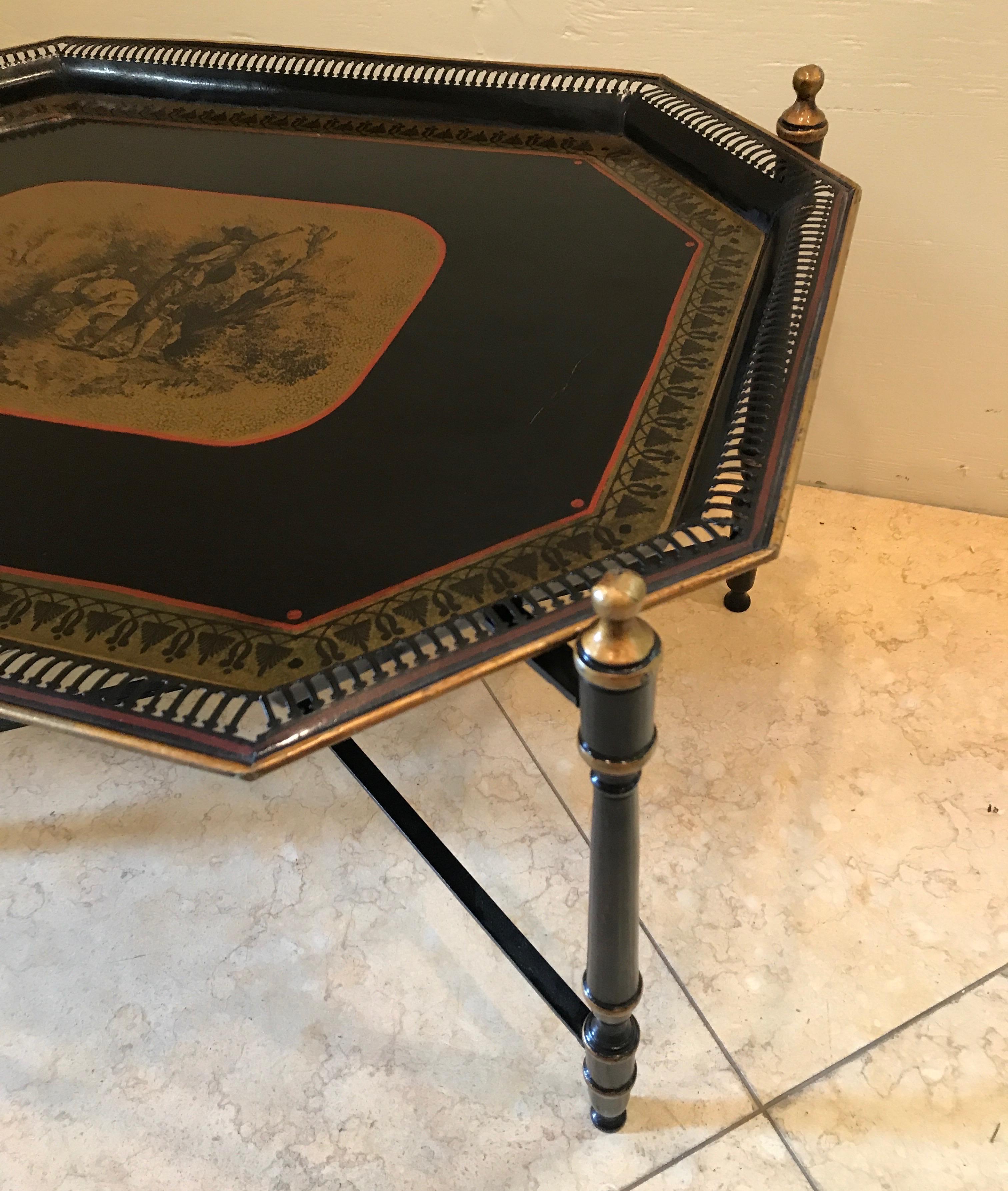 Italian Tole Tray Table In Good Condition For Sale In West Palm Beach, FL