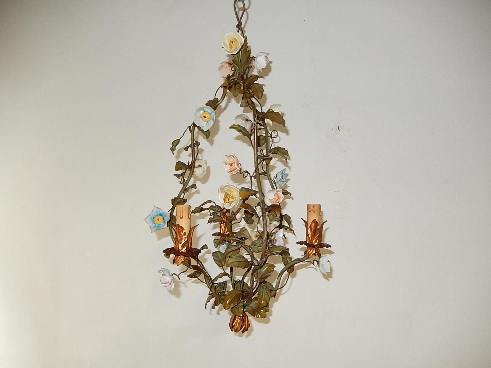 19th Century Italian Tole with Porcelain Flowers Polychrome Chandelier, circa 1870