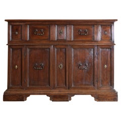 Italiano, Toscana, Credenza barocca in noce e ottone, XIX secolo
