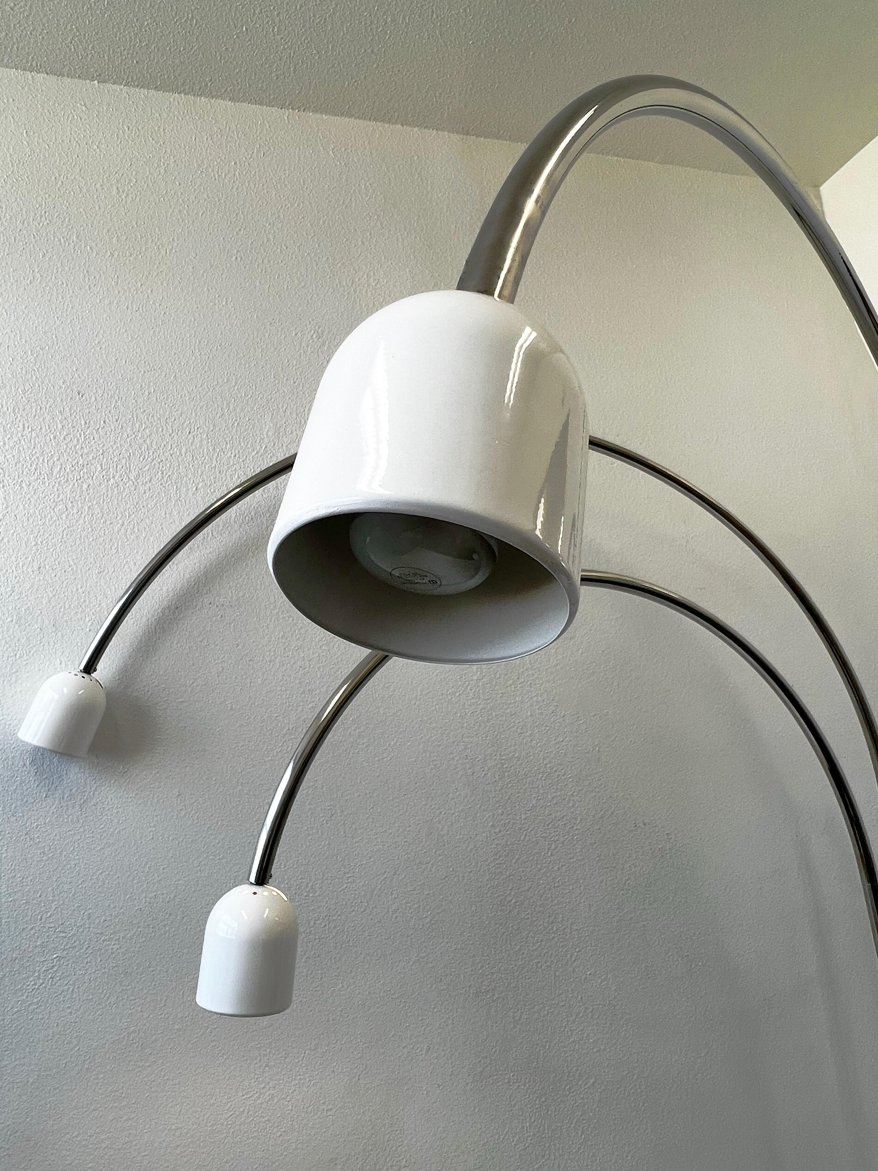 Lampada da terra ad arco a quattro bracci in travertino e cromo di Goffredo Reggiani In condizioni buone in vendita a Palm Springs, CA