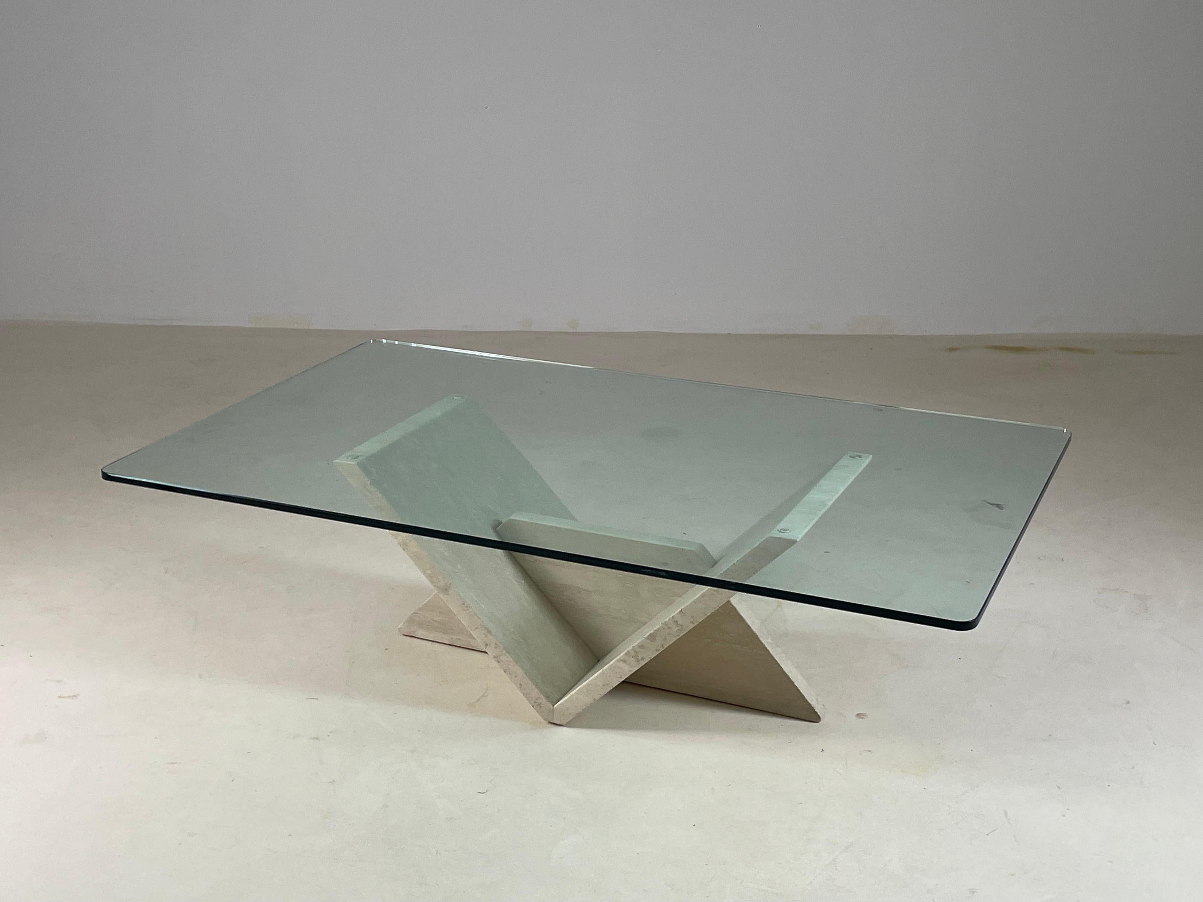 Italienischer Couchtisch aus Travertin und Glas, 1970er Jahre im Angebot 14
