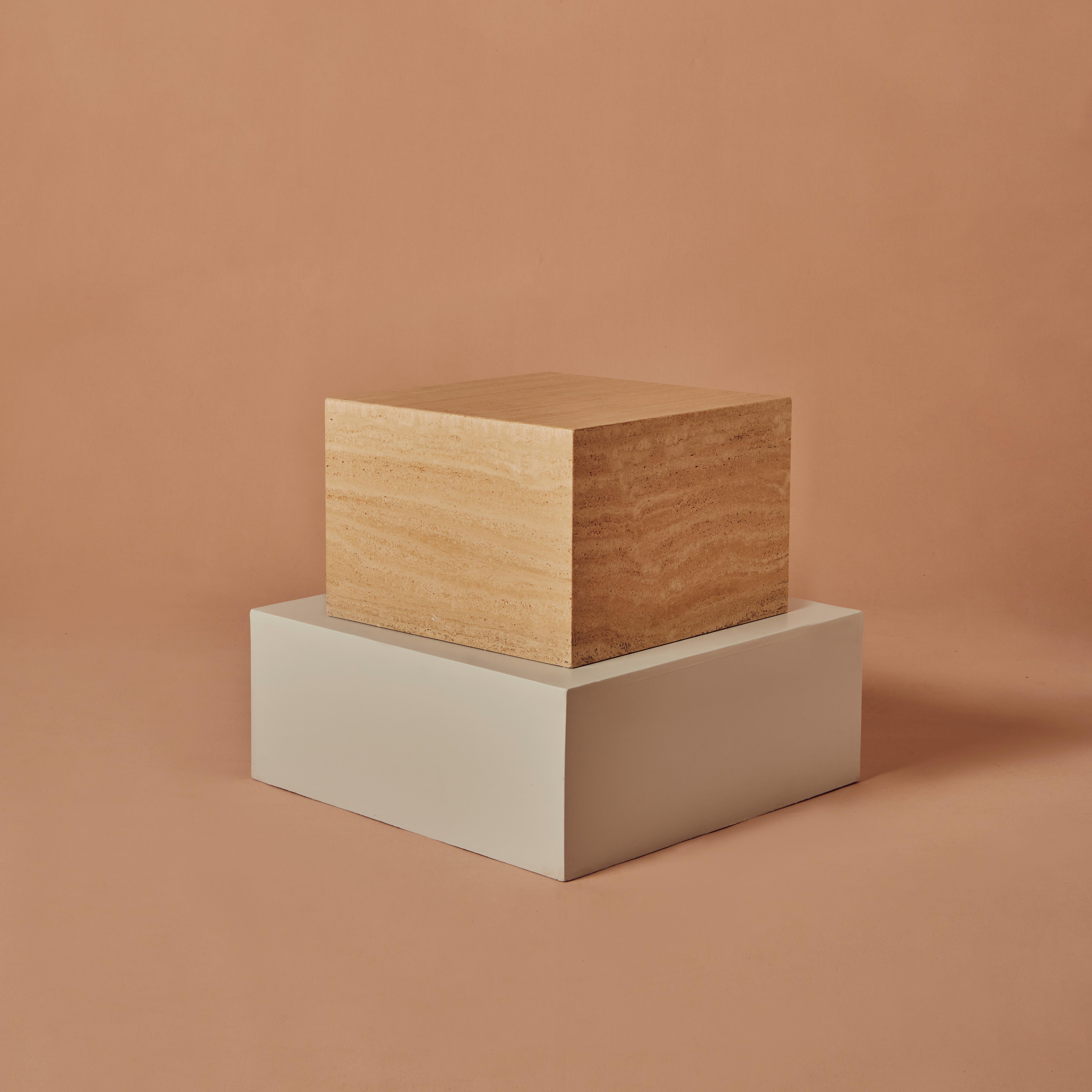The table's Italian craftsmanship and attention to detail are evident in its precise construction and fine finishes. 
Hollow - it can be used as a side or coffee table. 