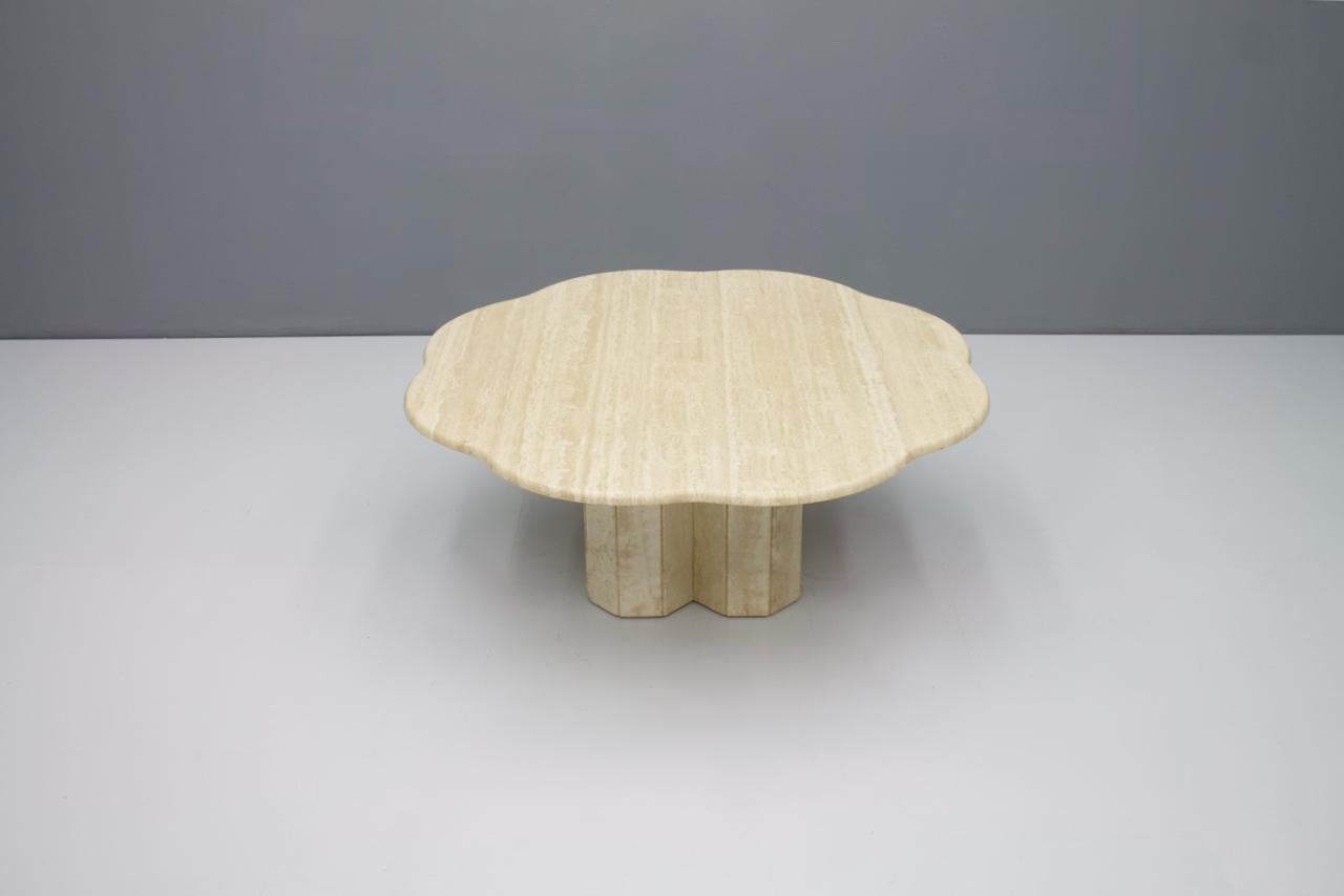 Beautiful travertine coffee table Italy 1970s. Very good condition.