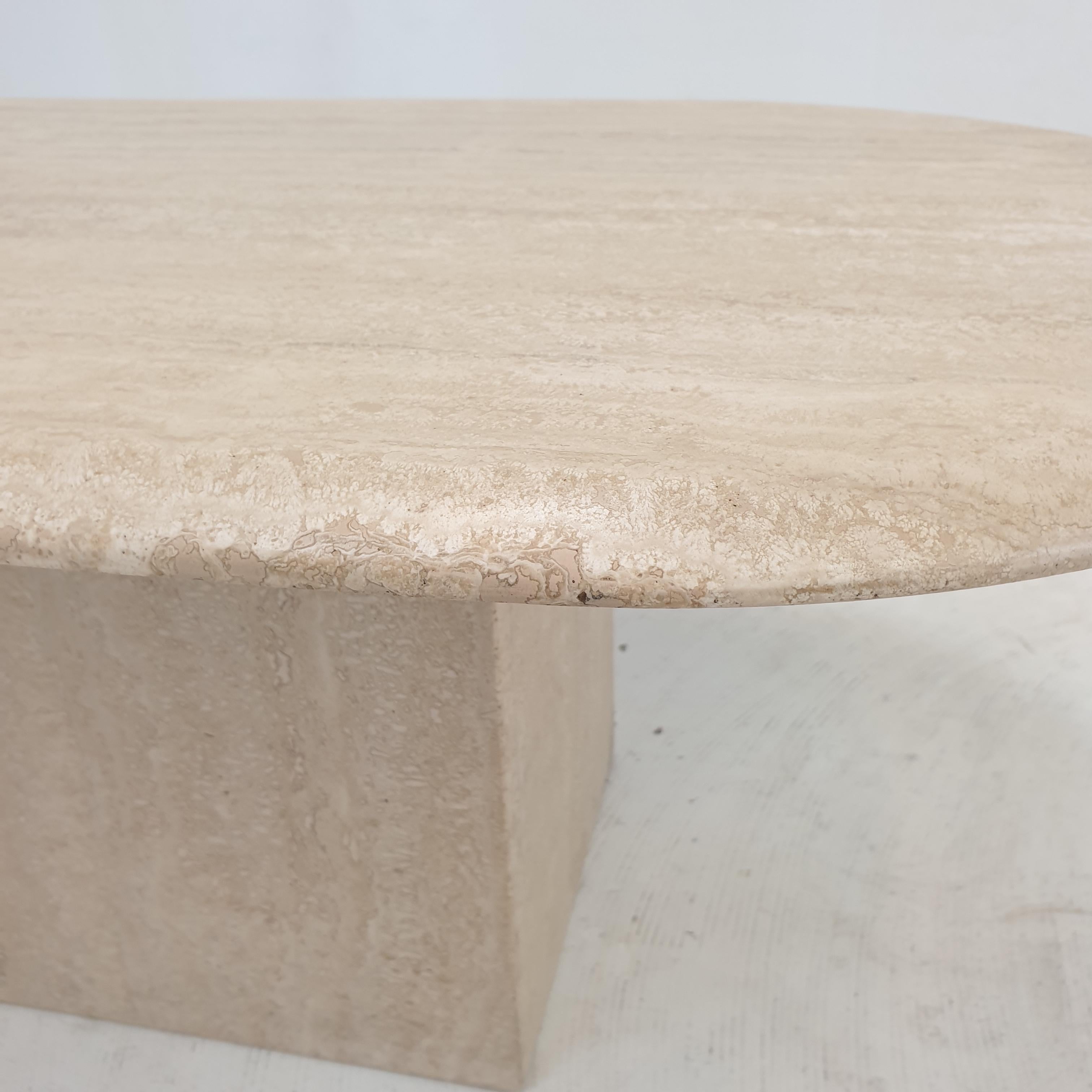 Italian Travertine Coffee Table, 1980's For Sale 14