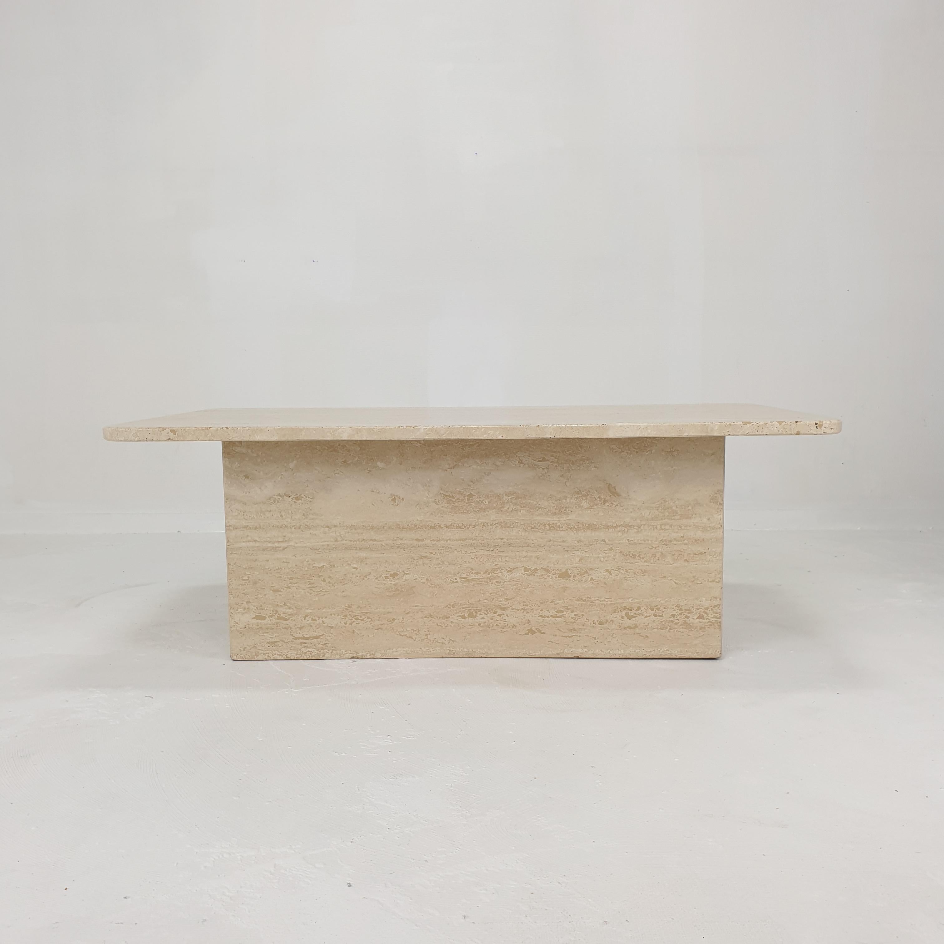 Hand-Crafted Italian Travertine Coffee Table, 1980s For Sale