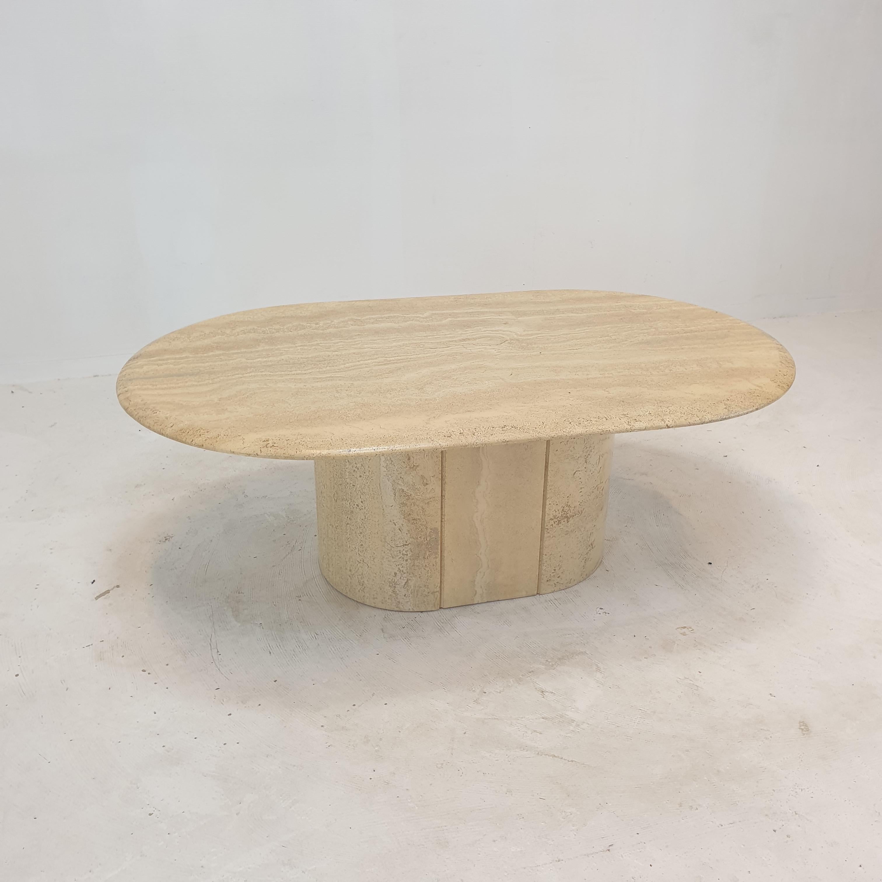 Italian Travertine Coffee Table, 1980's In Good Condition In Oud Beijerland, NL