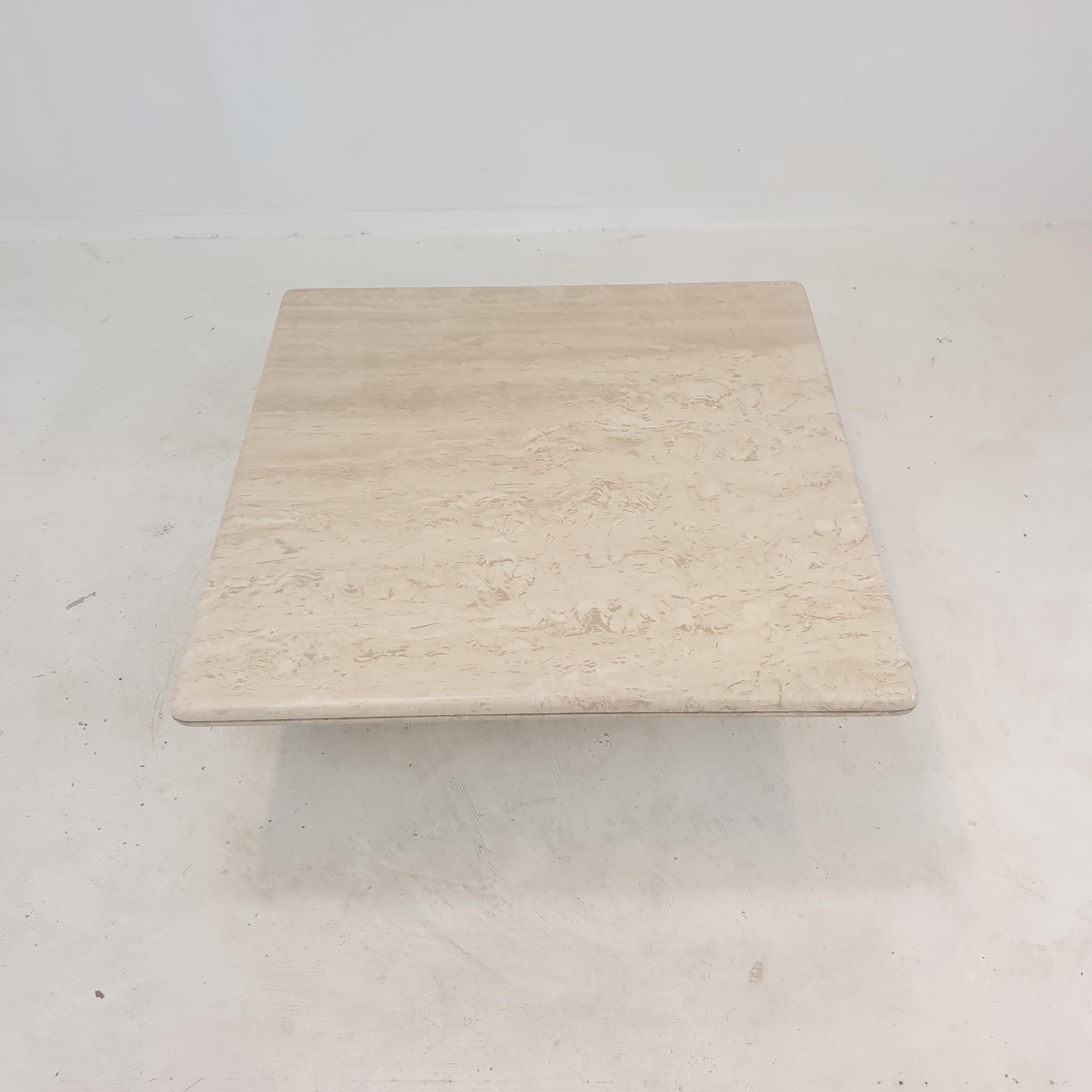 Italian Travertine Coffee Table, 1980's In Good Condition For Sale In Oud Beijerland, NL