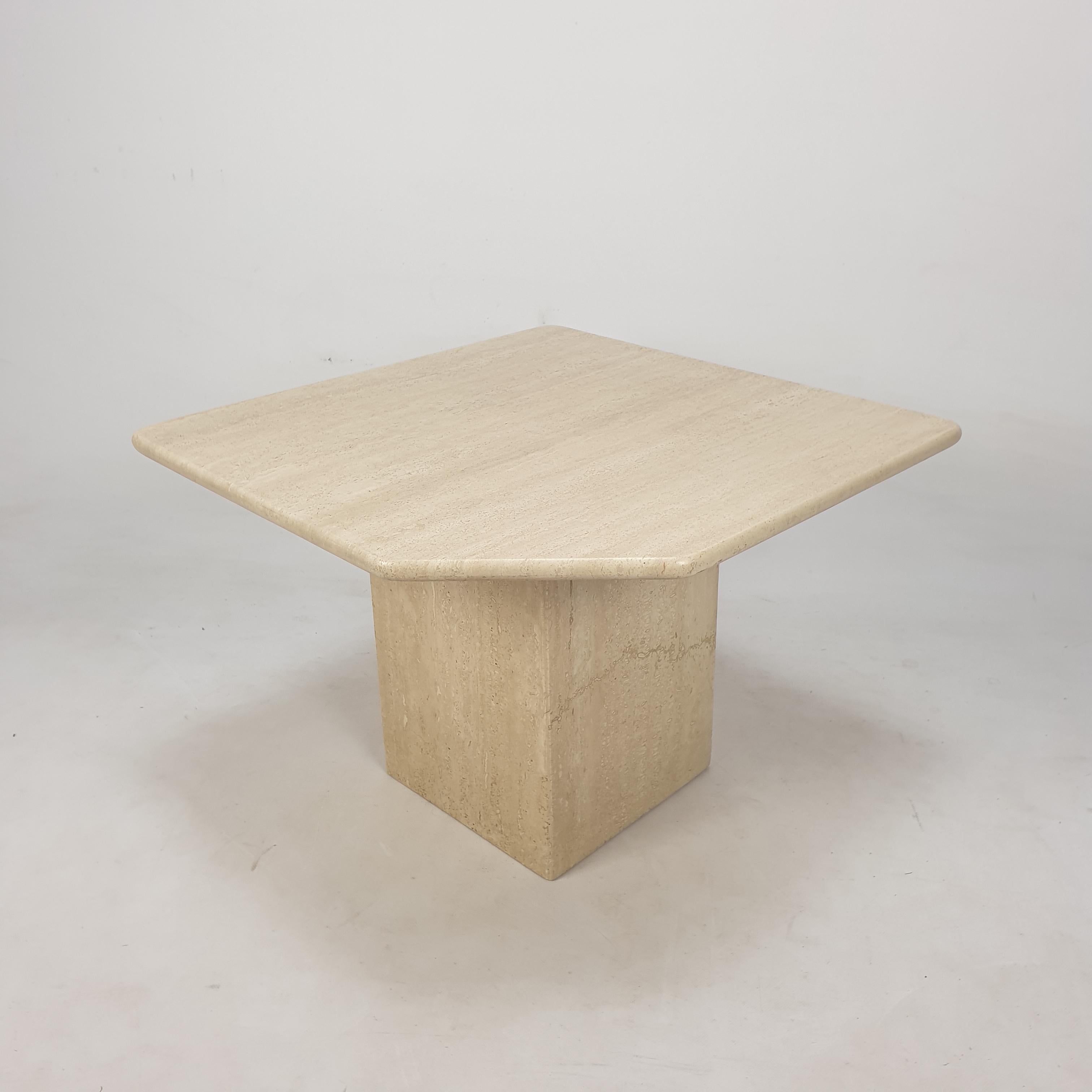 Italian Travertine Coffee Table, 1980s For Sale 2