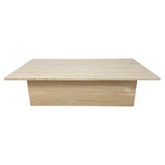 Table basse italienne en travertin, années 1980