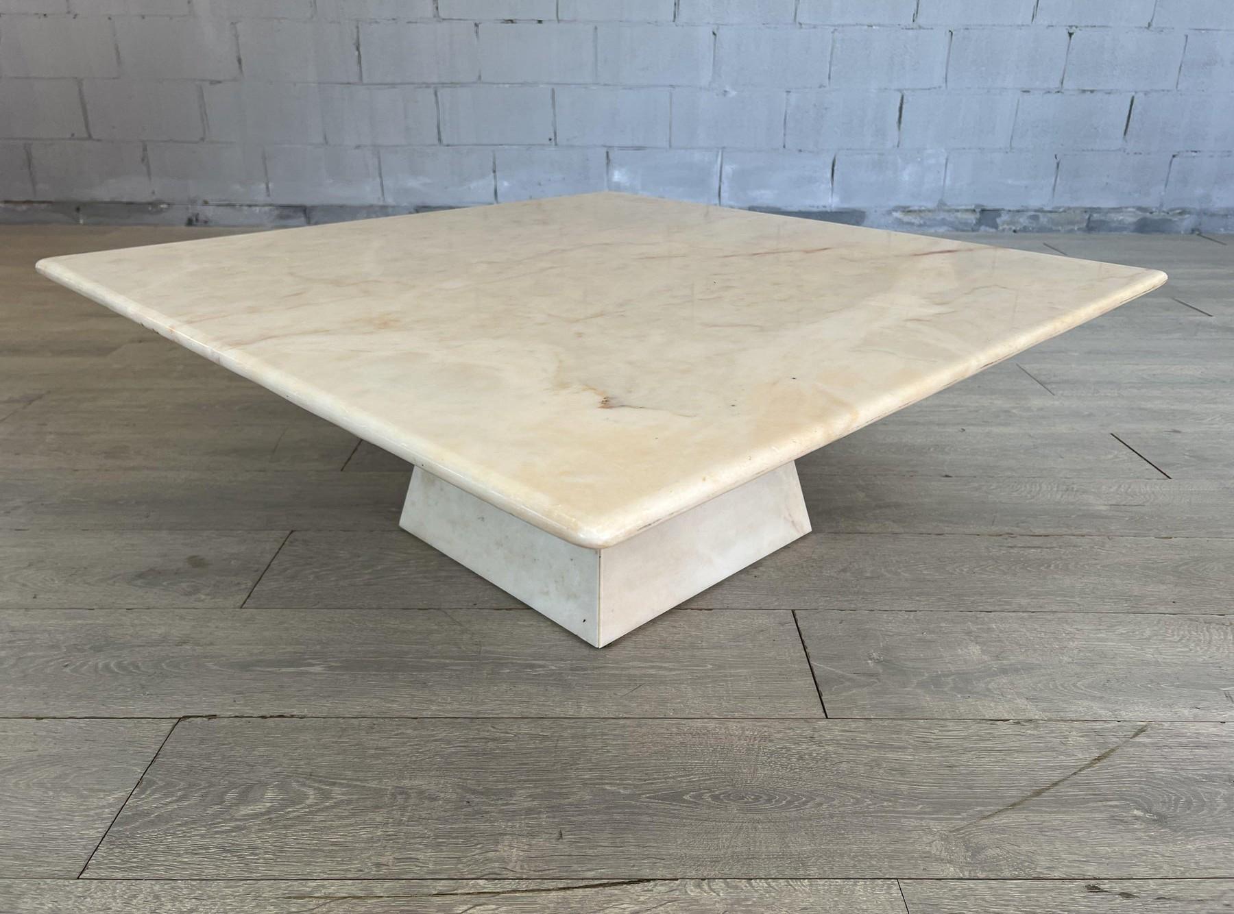 Italian Travertine Coffee Table After Willy Rizzo Moderno de mediados de siglo en venta
