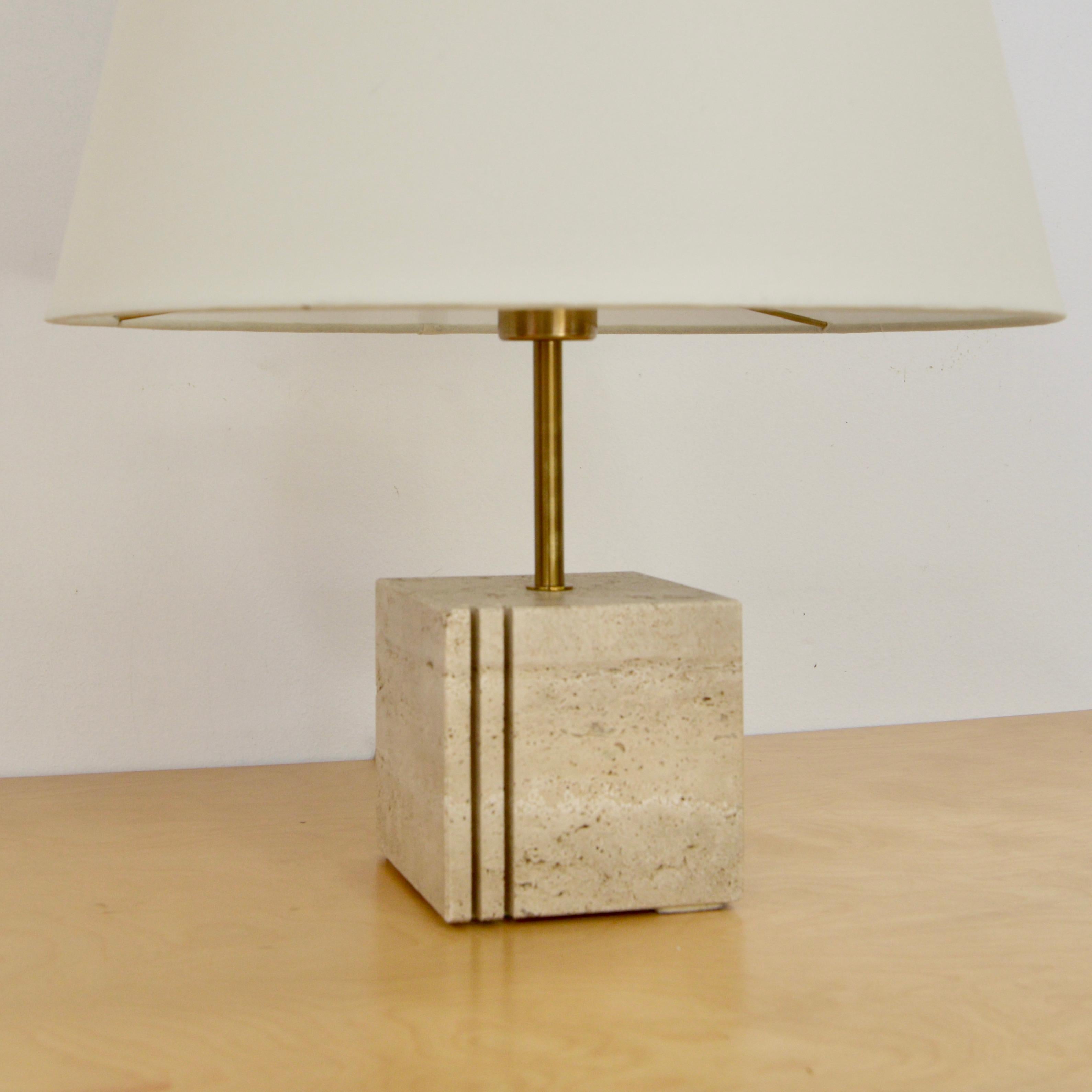 Mid-20th Century Italian Travertine Cubic Table Lamp