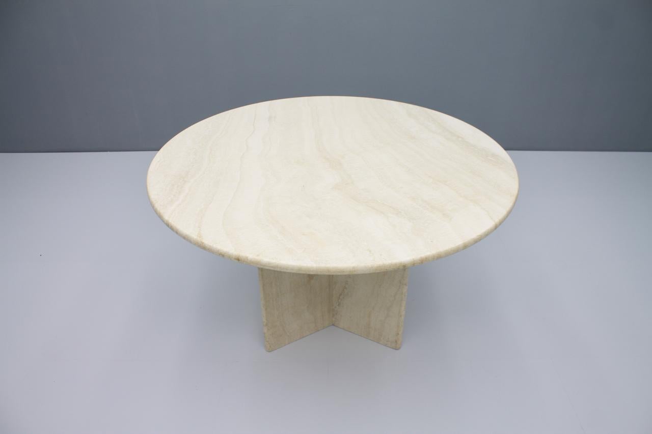 Italian Travertine Dining Table, 1970s For Sale 1