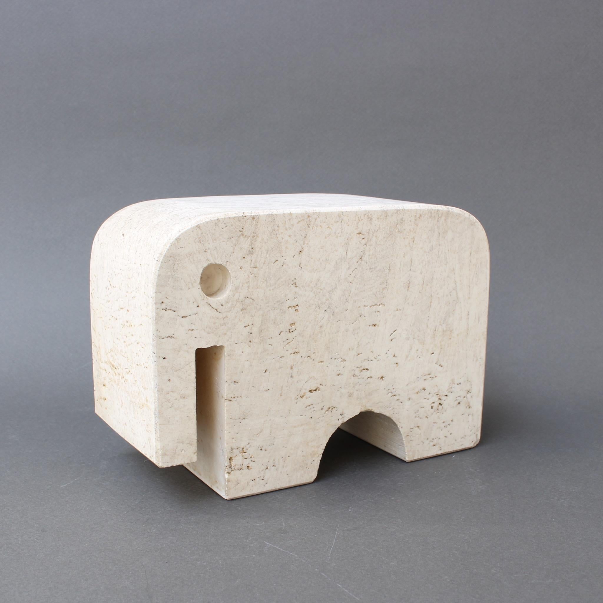 Italian Travertine Elephant Sculpture by Fratelli Mannelli, circa 1970s In Good Condition In London, GB