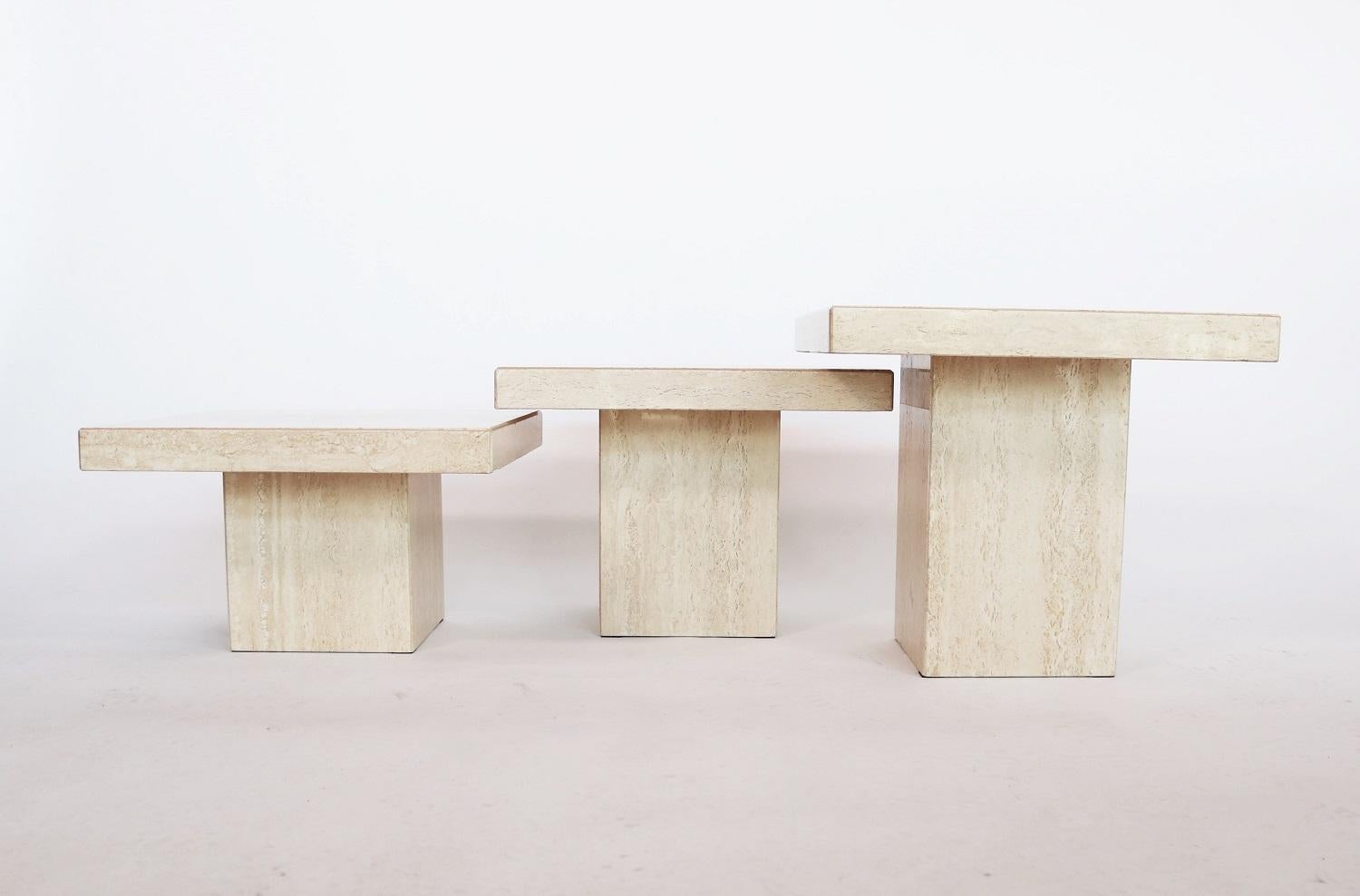 Hollywood Regency Italian Travertine Marble Coffee Tables from the 1970s, Set of Three