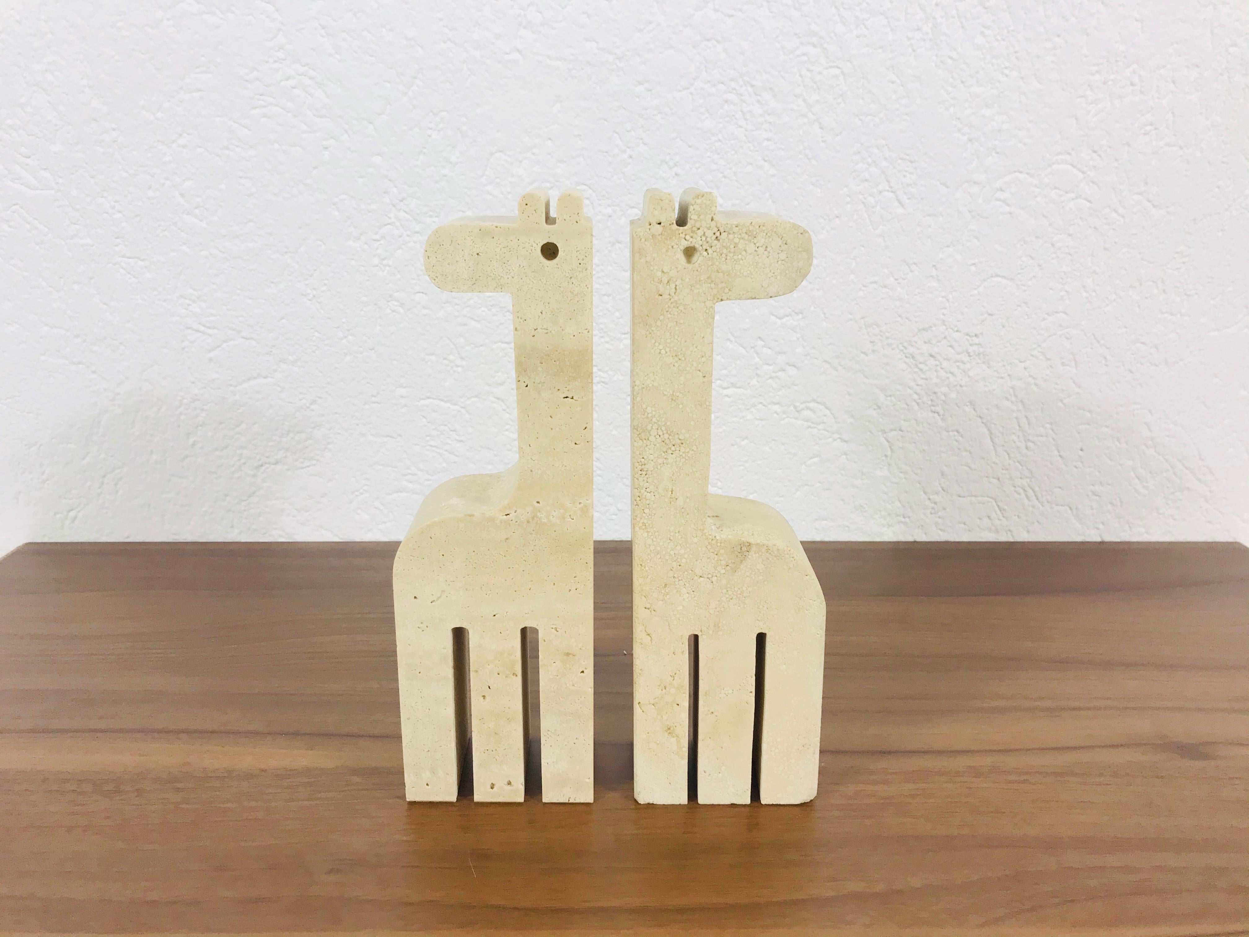Italian Travertine Sculpture Book Ends by Fratelli Mannelli, Italy, 1970s, Pair 4