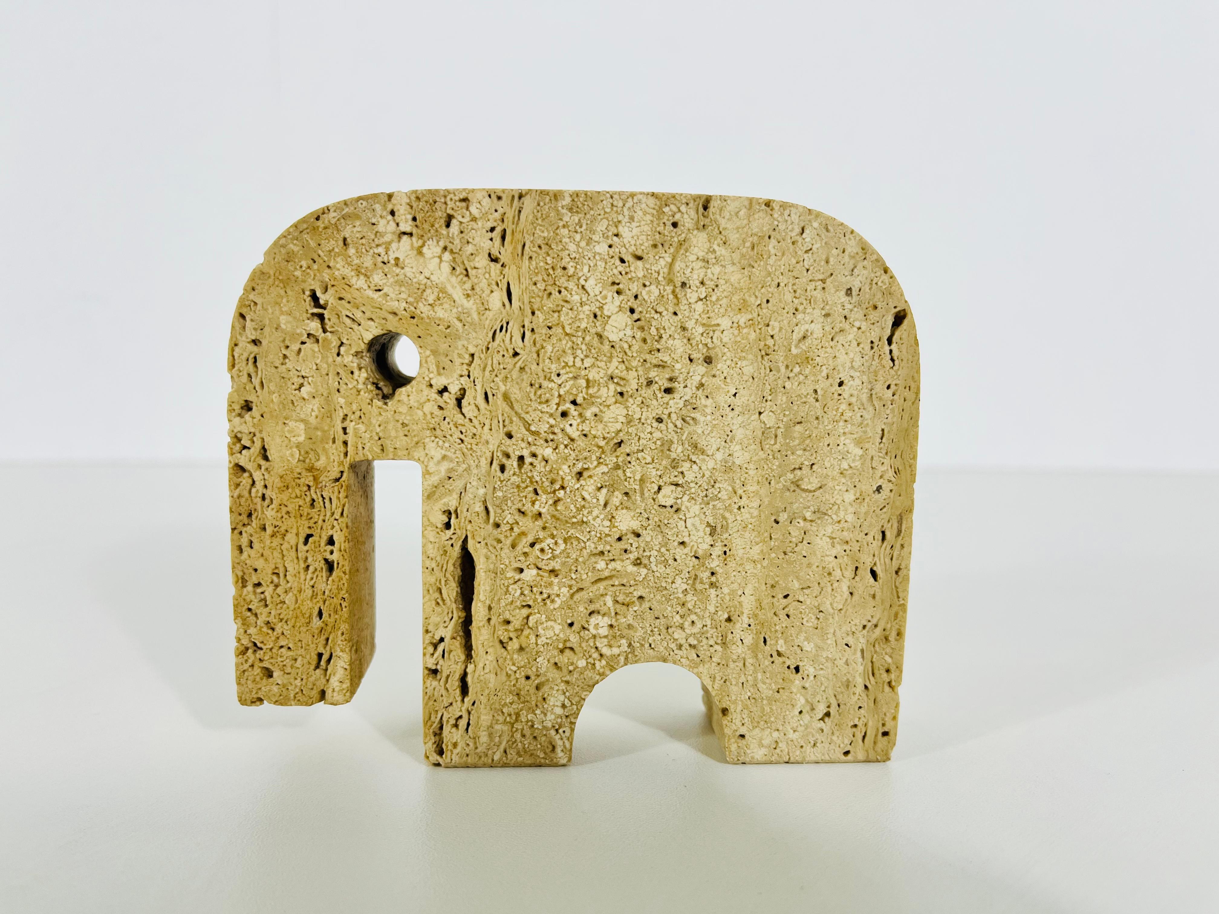 Italian Travertine Sculpture Elephant by Fratelli Mannelli, Italy, 1970s For Sale 1