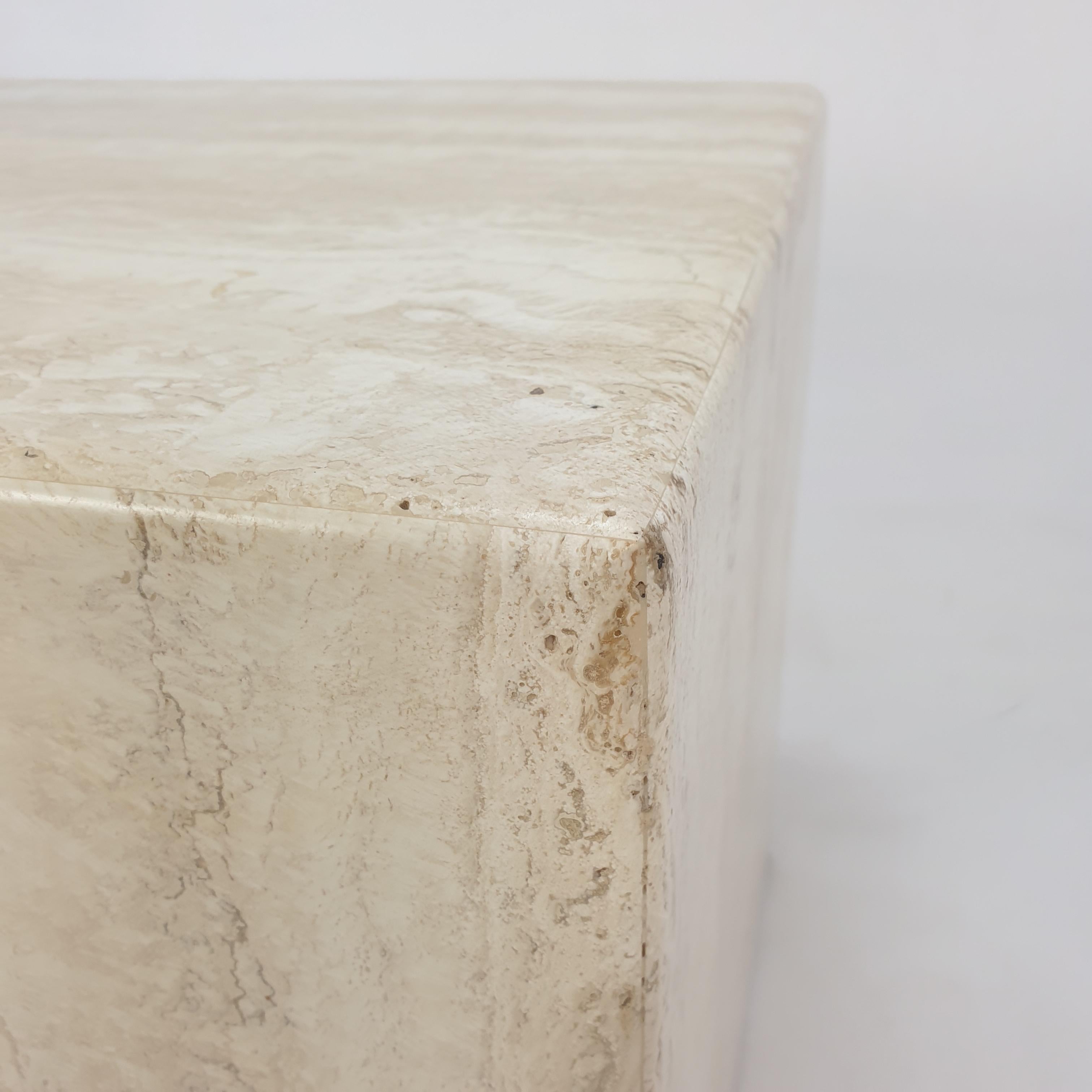 Italian Travertine Side Table, 1980's For Sale 11