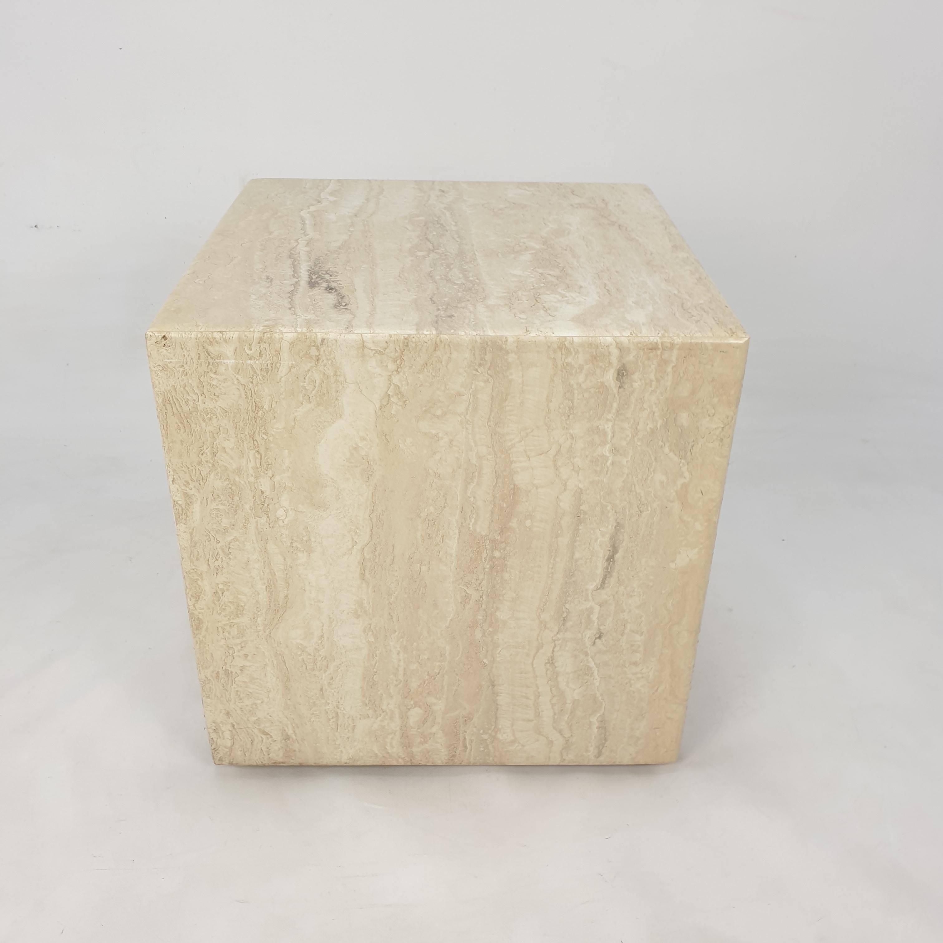 Italian Travertine Side Table, 1980's For Sale 2