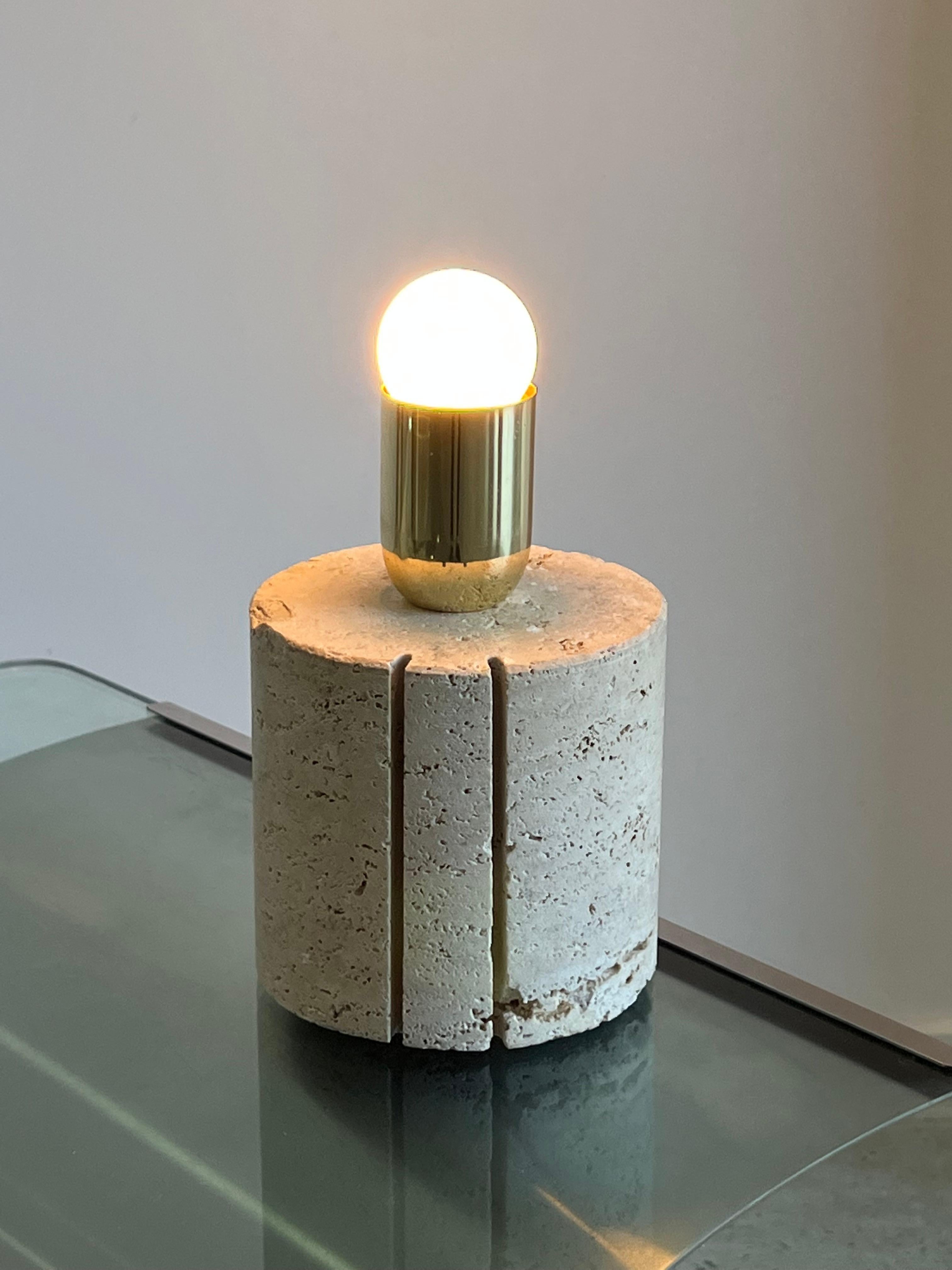 Italian Travertine Table Lamp by Fratelli Mannelli For Sale 1