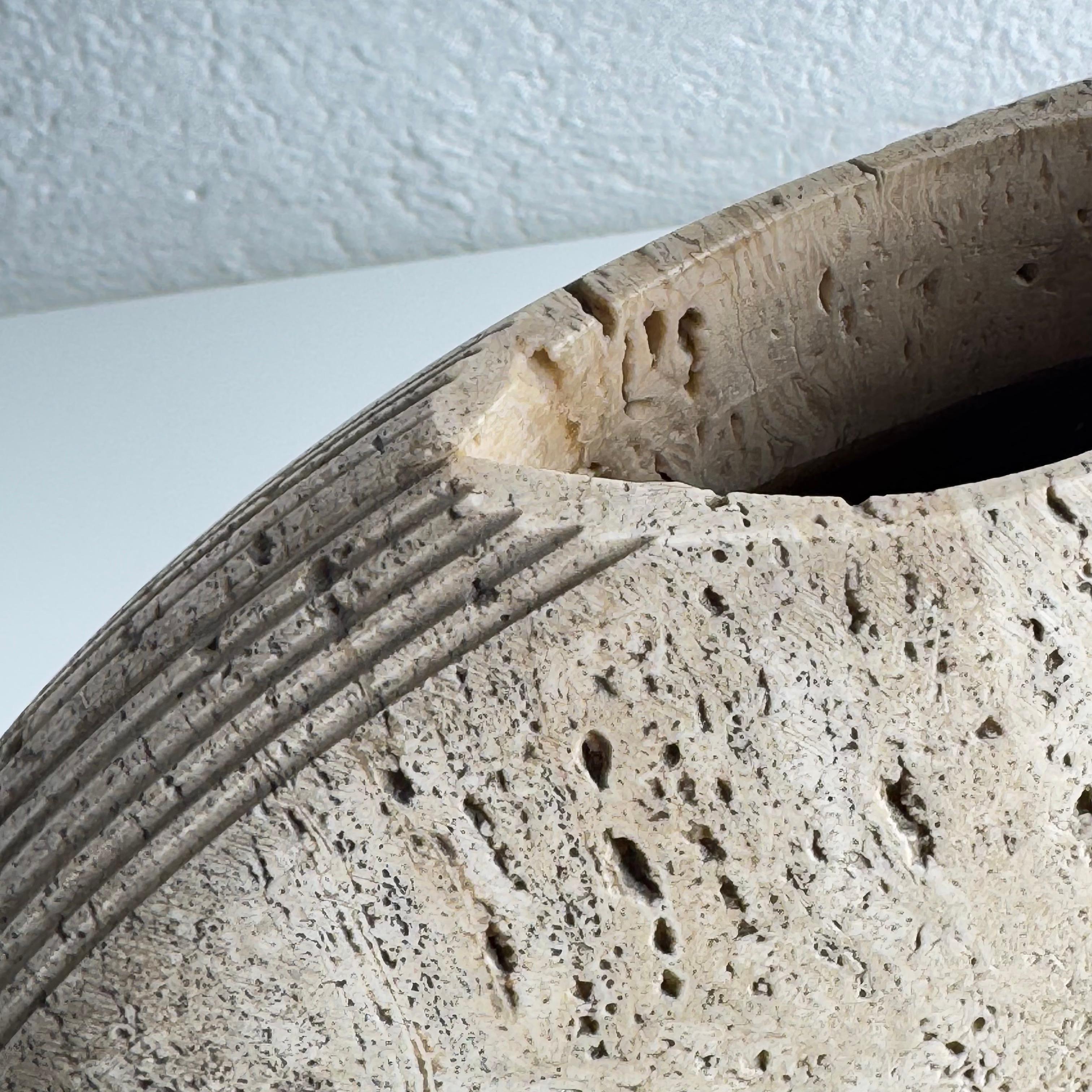 Italian Travertine Vase by P. A. Giusti and Egidio di Rosa for Up&Up, 1970s en vente 4