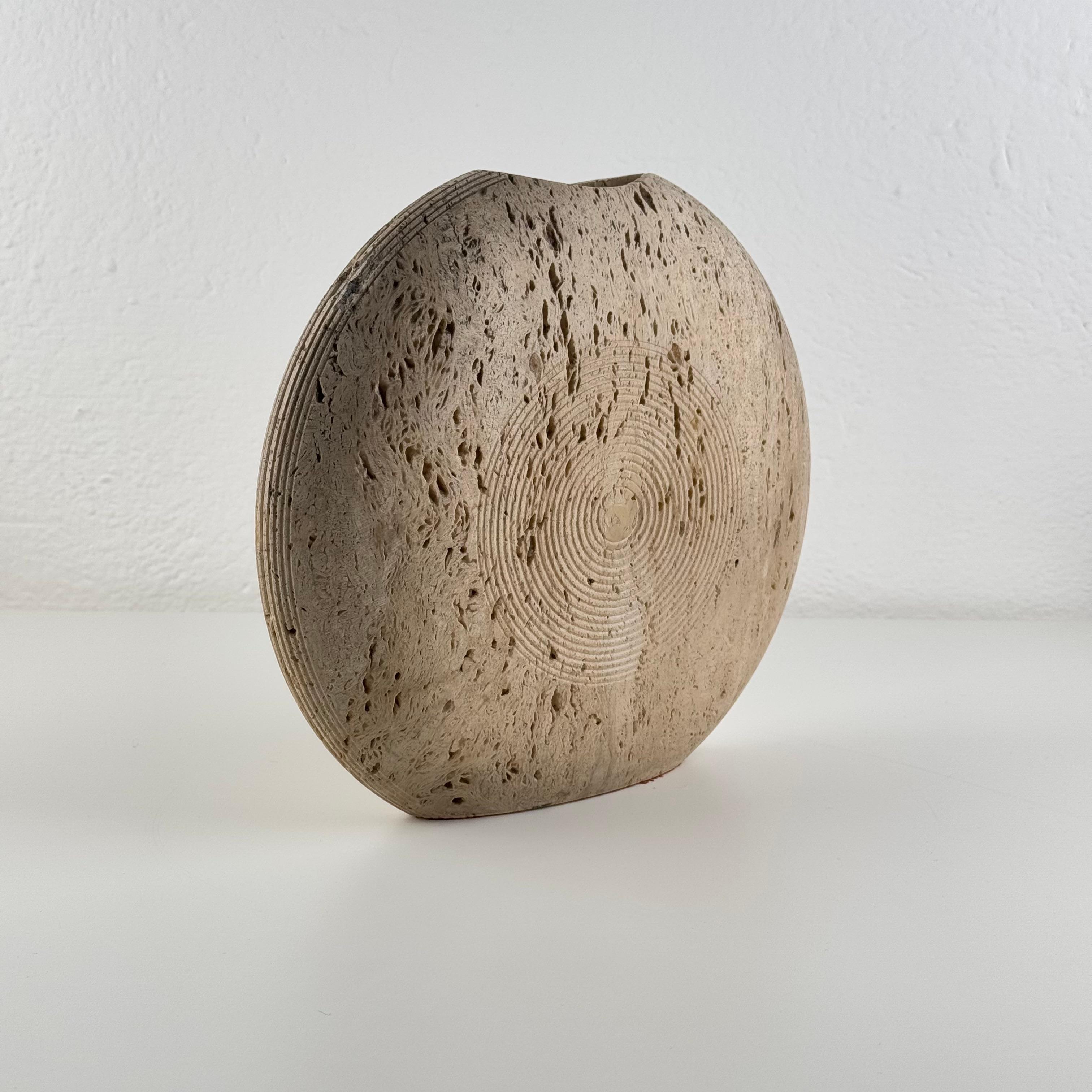 Fait main Italian Travertine Vase by P. A. Giusti and Egidio di Rosa for Up&Up, 1970s en vente