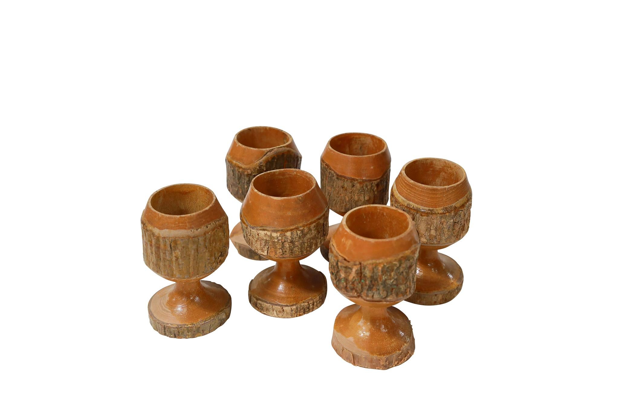 Italian Tray, Pitcher, & Cups Carved From a Tree en Bueno estado para la venta en Round Top, TX