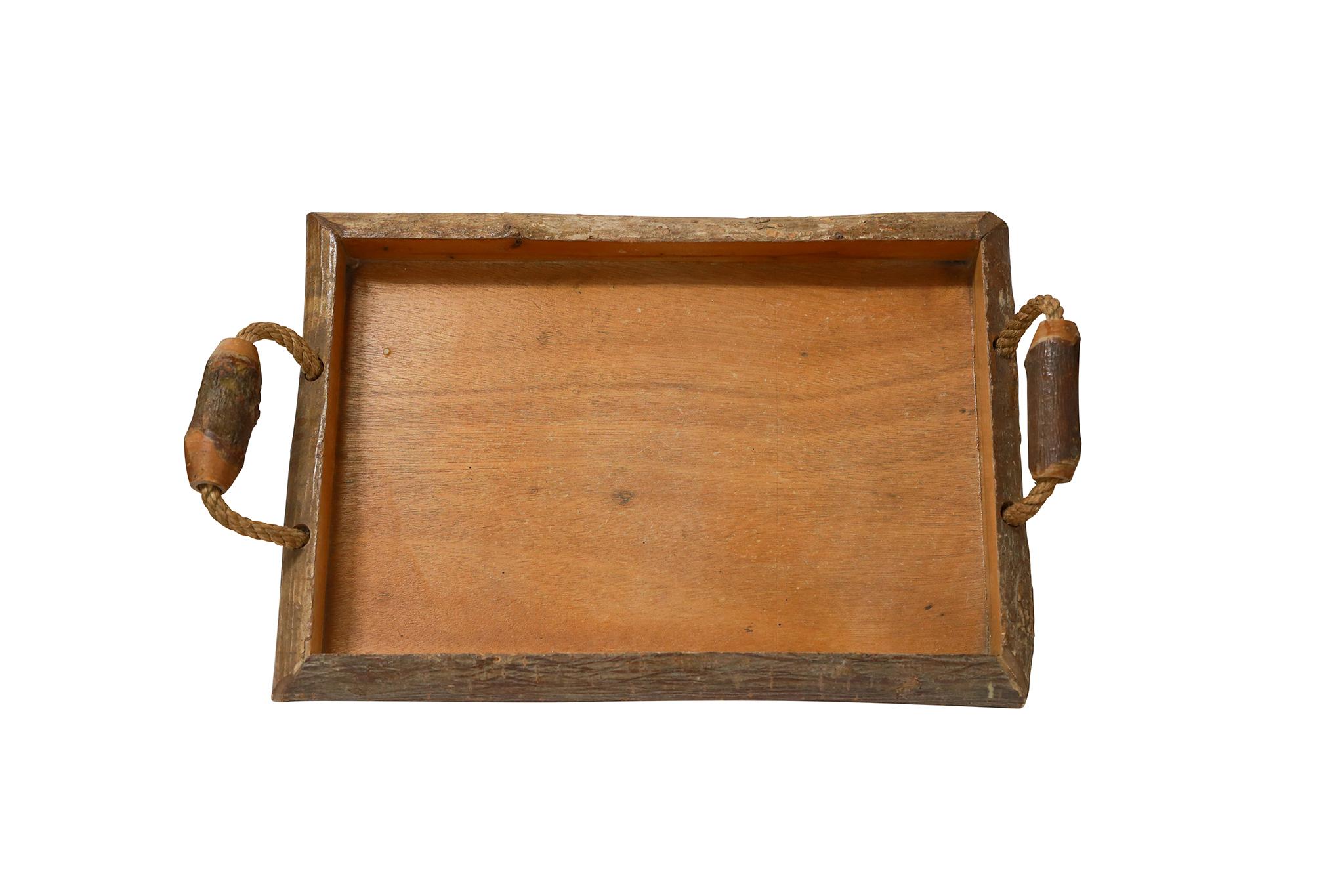 Italian Tray, Pitcher, & Cups Carved From a Tree siglo XX en venta