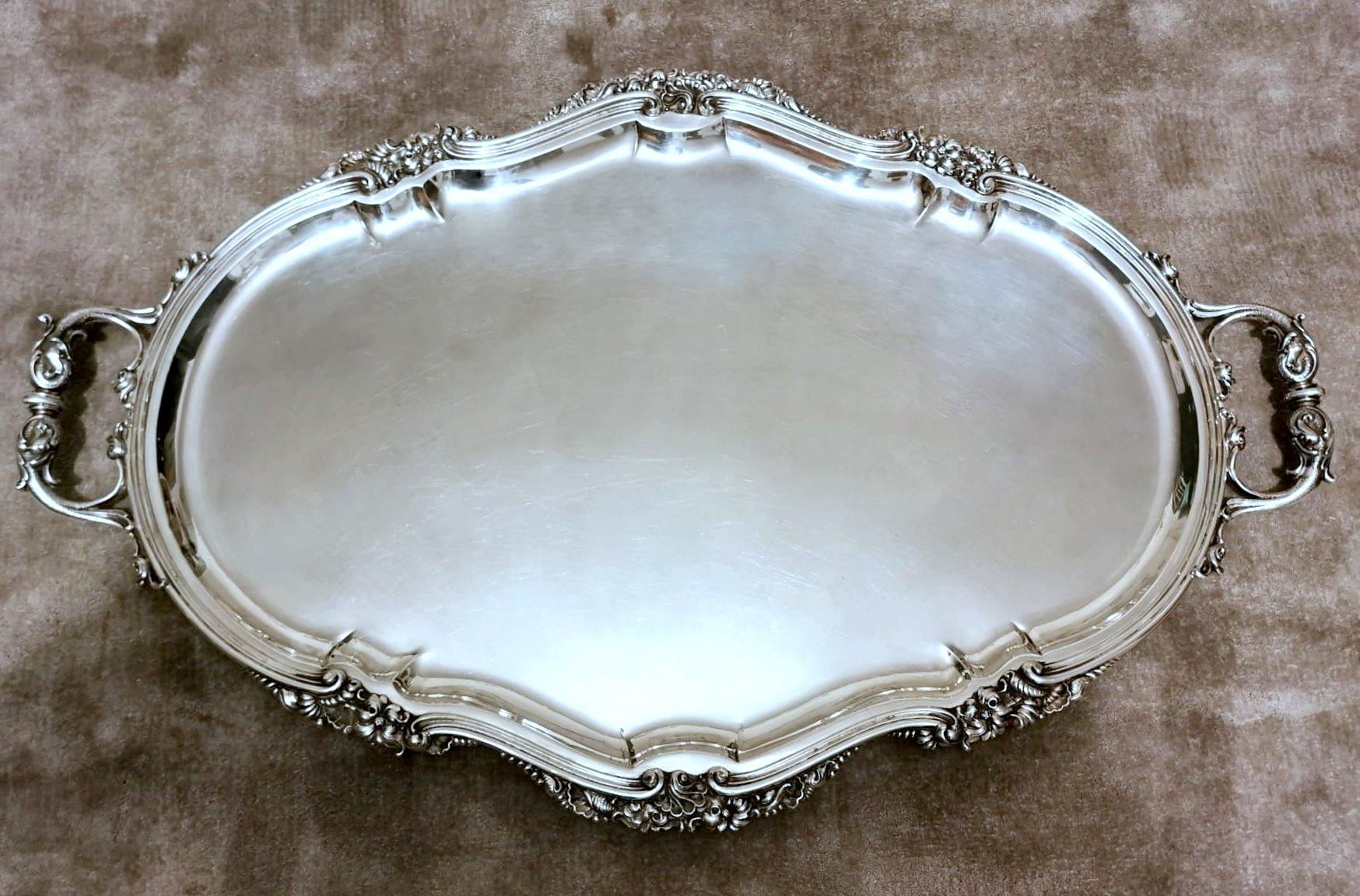 We kindly suggest you read the whole description, because with it we try to give you detailed technical and historical information to guarantee the authenticity of our objects.
Exceptional and massive Italian silver tray titled 800 thousandths; the