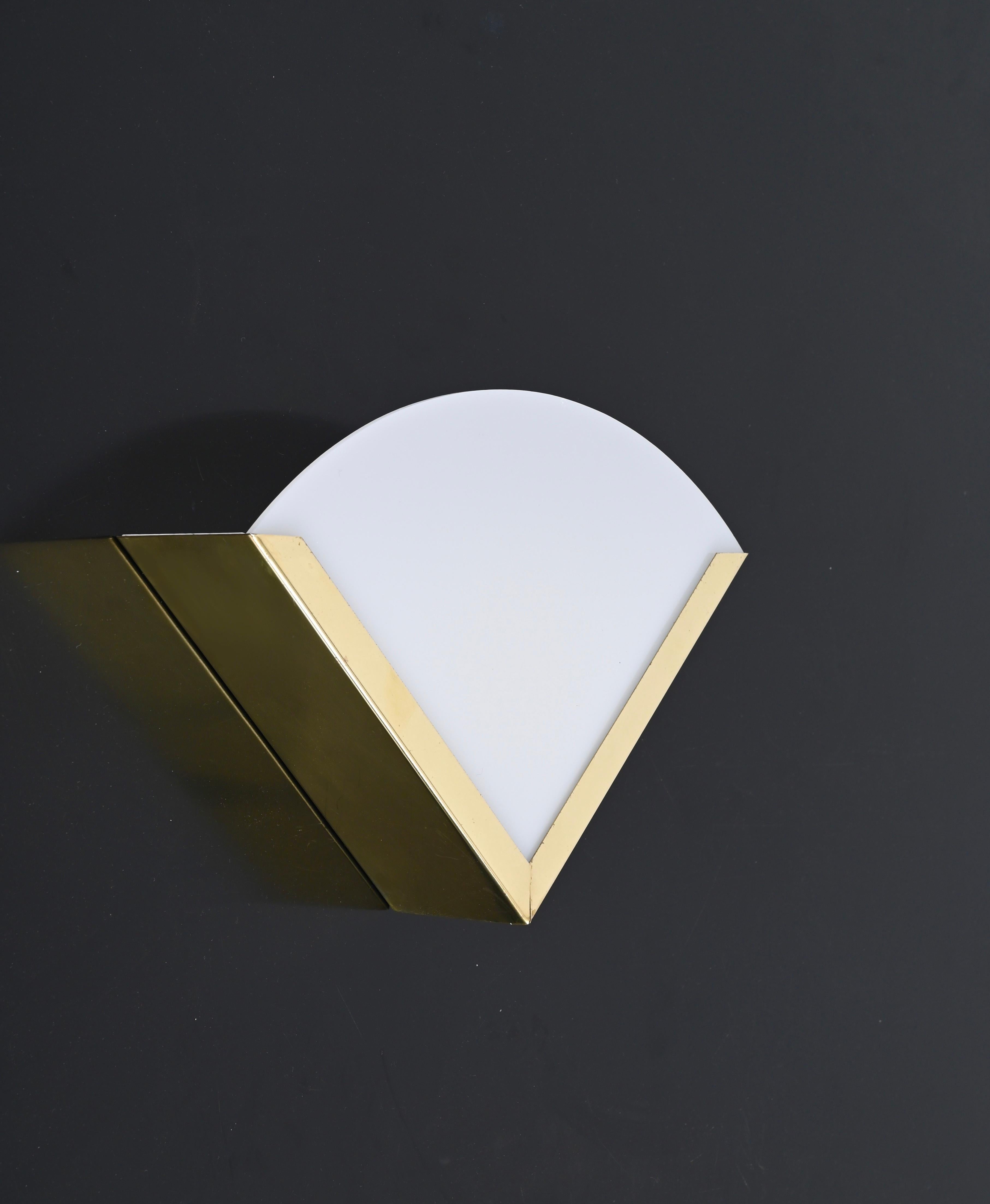 Mid-Century Modern Italian Triangular Sconces in Brass and White Perspex, Italy 1970s For Sale