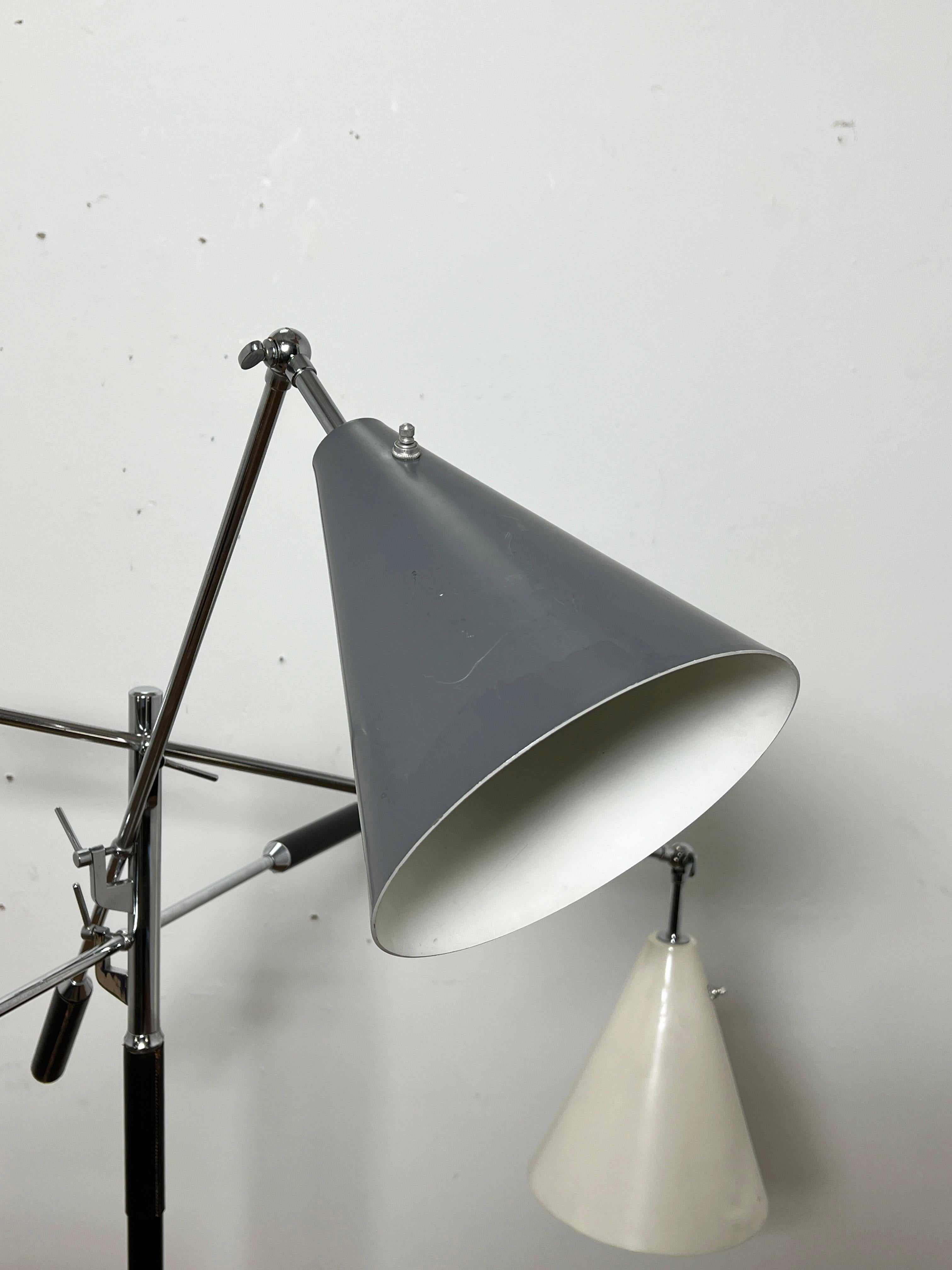 Mid-20th Century Italian Triennale Floor Lamp Attributed to Gino Sarfatti / Angelo Lelli For Sale