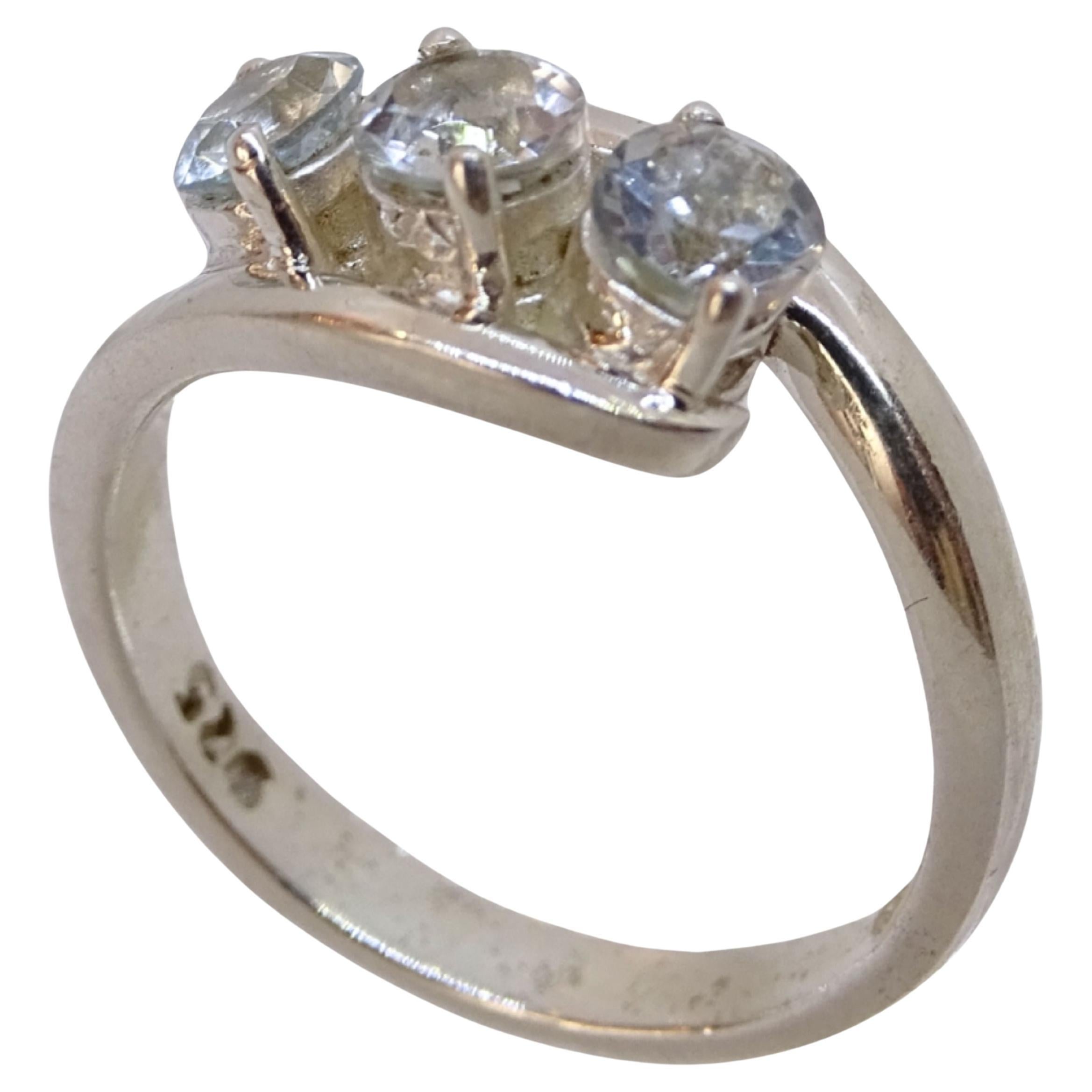 Italian Trilogia Ring in Sterling Silver and natural Aquamarine For Sale
