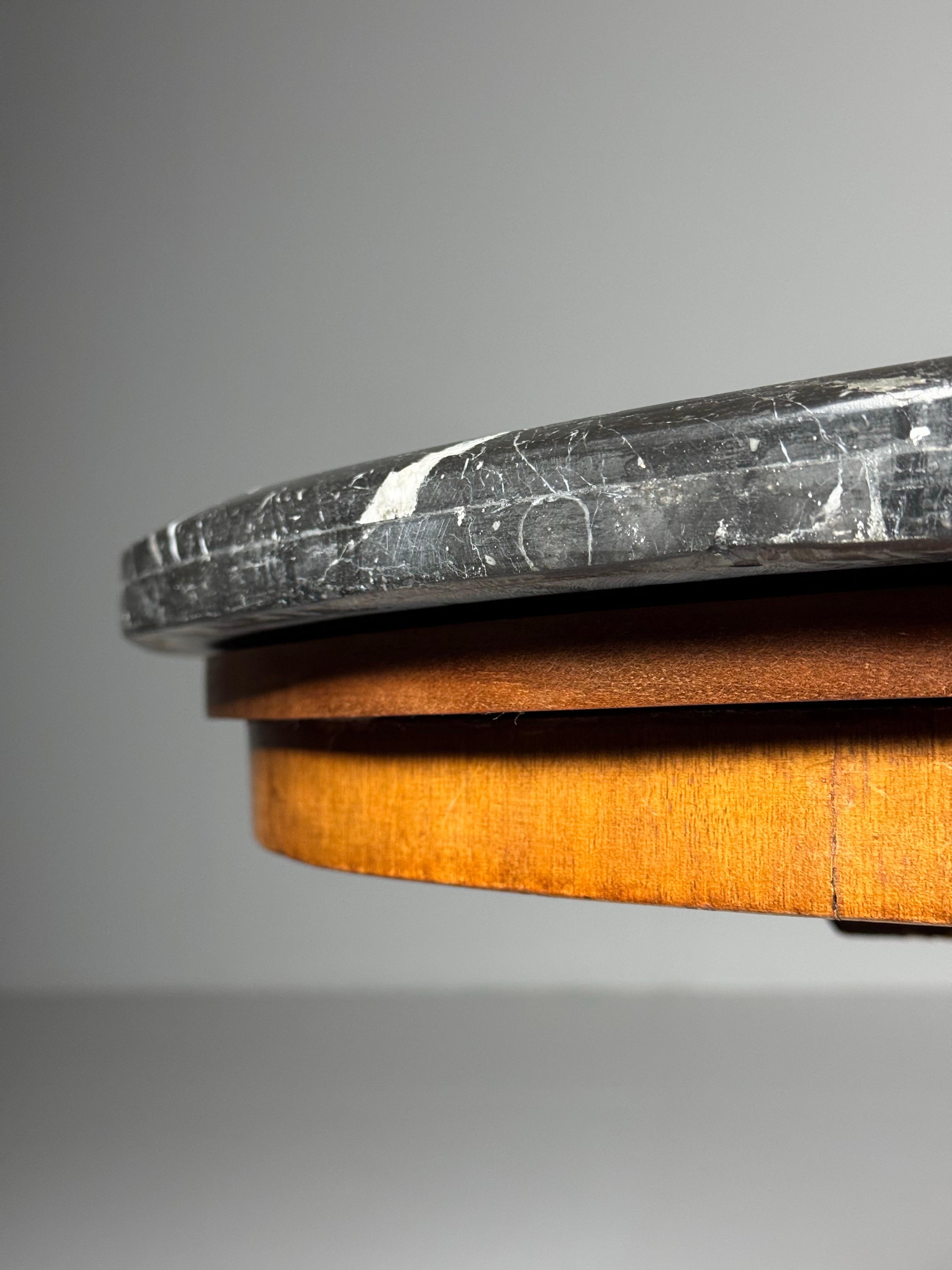 Italian Tripod Center Table 1820 with gemstone inlaid marble top For Sale 5