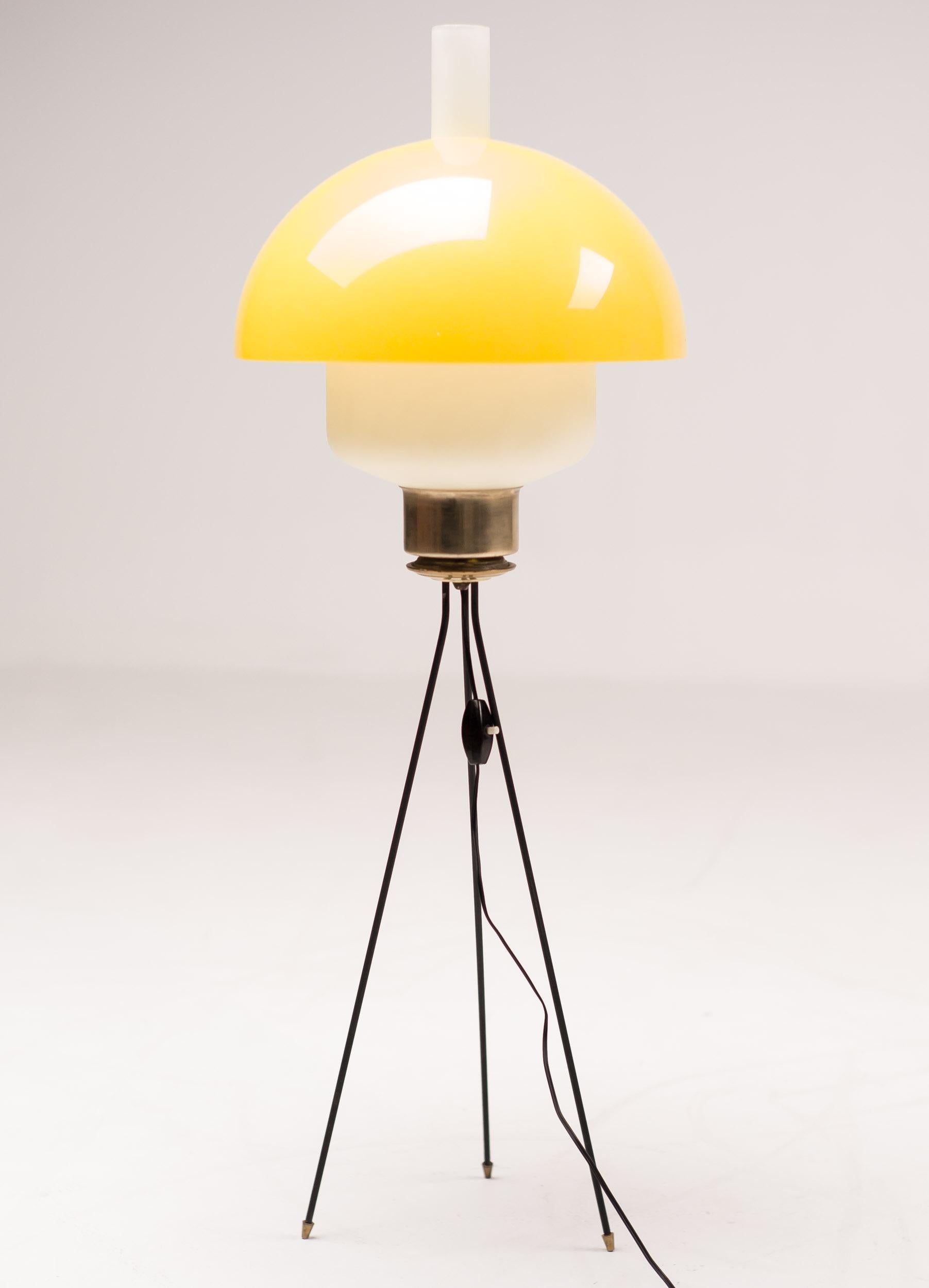 Mid-20th Century Italian Tripod Lamp
