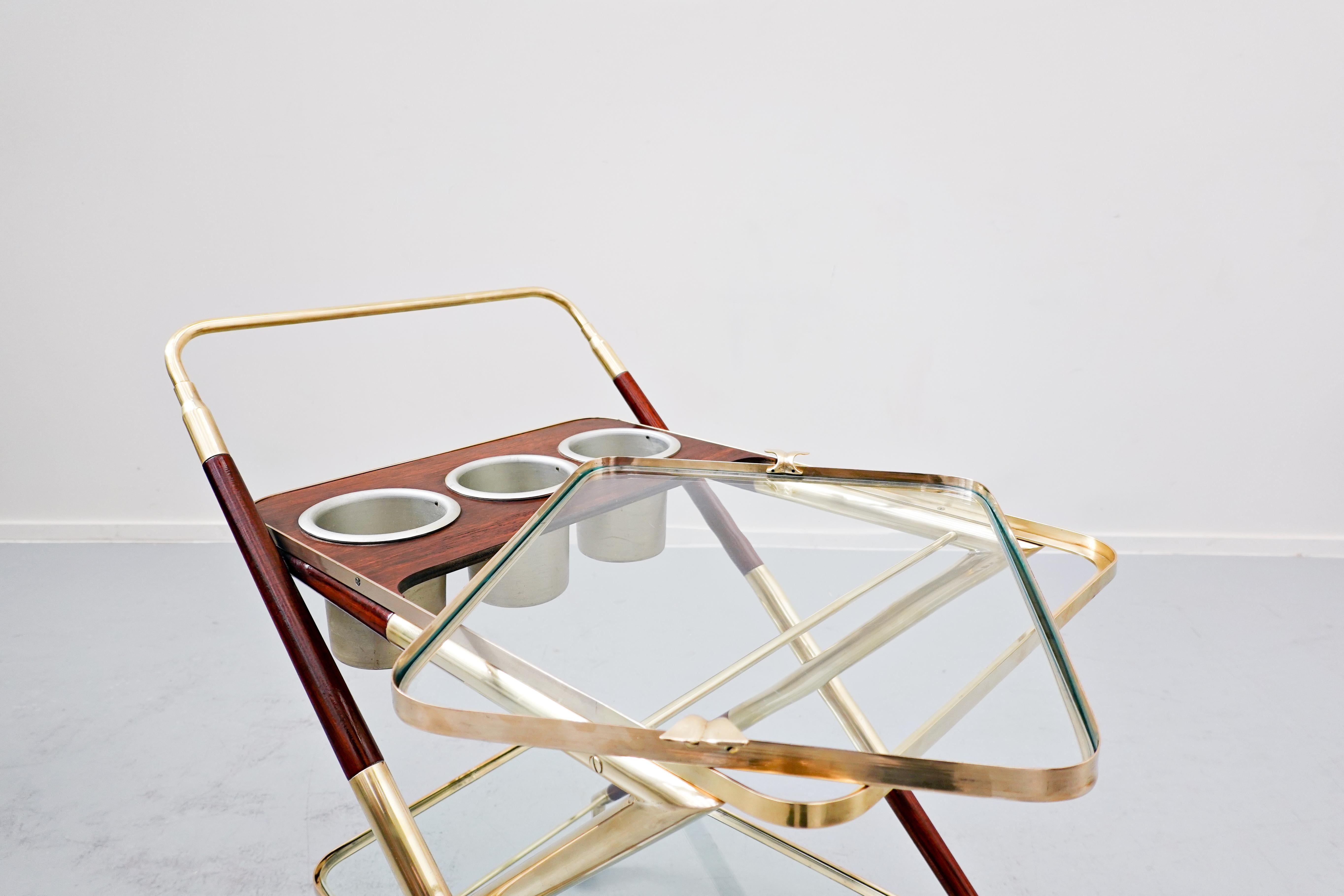 Mid-Century Modern Italian Trolley by Cesare Lacca, Glass and Brass, 1950s 4